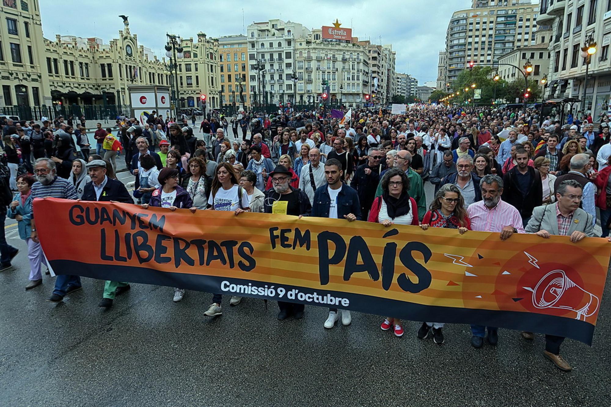 Lema de la manifestación del 9 d'Octubre