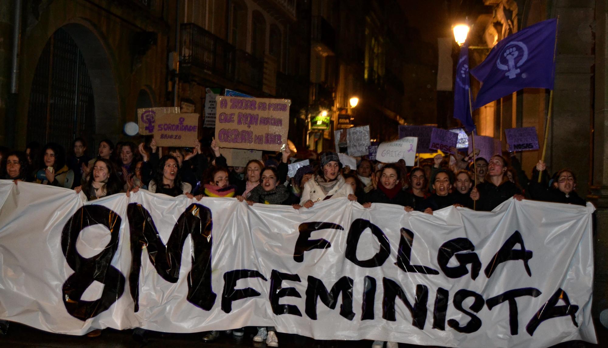 Manifestación feminista 8M Compostela (noite)