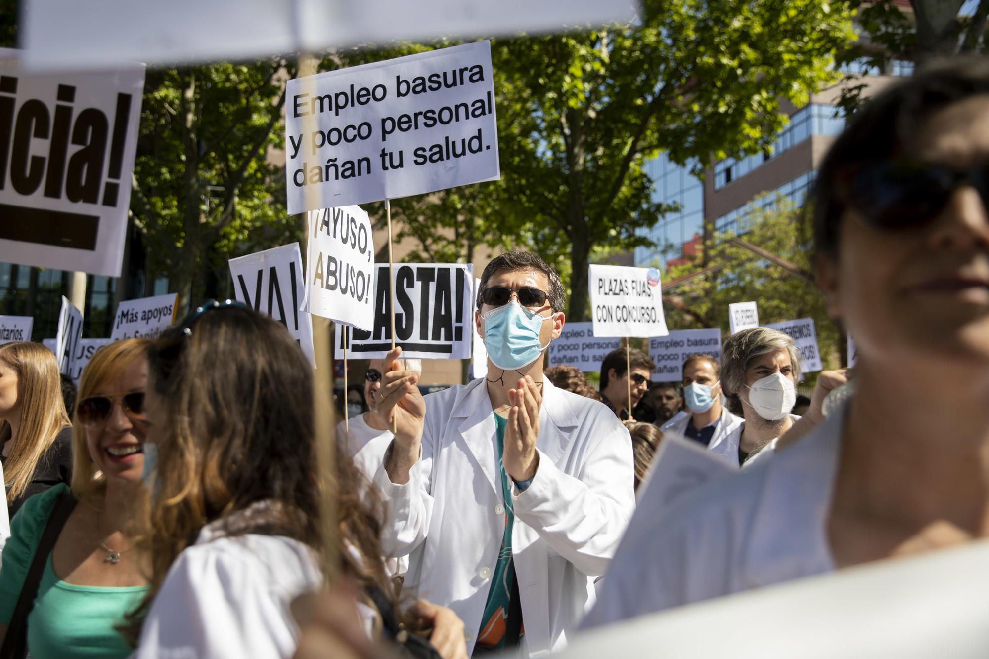 Huelga de medicos contra la temporalidad - 11