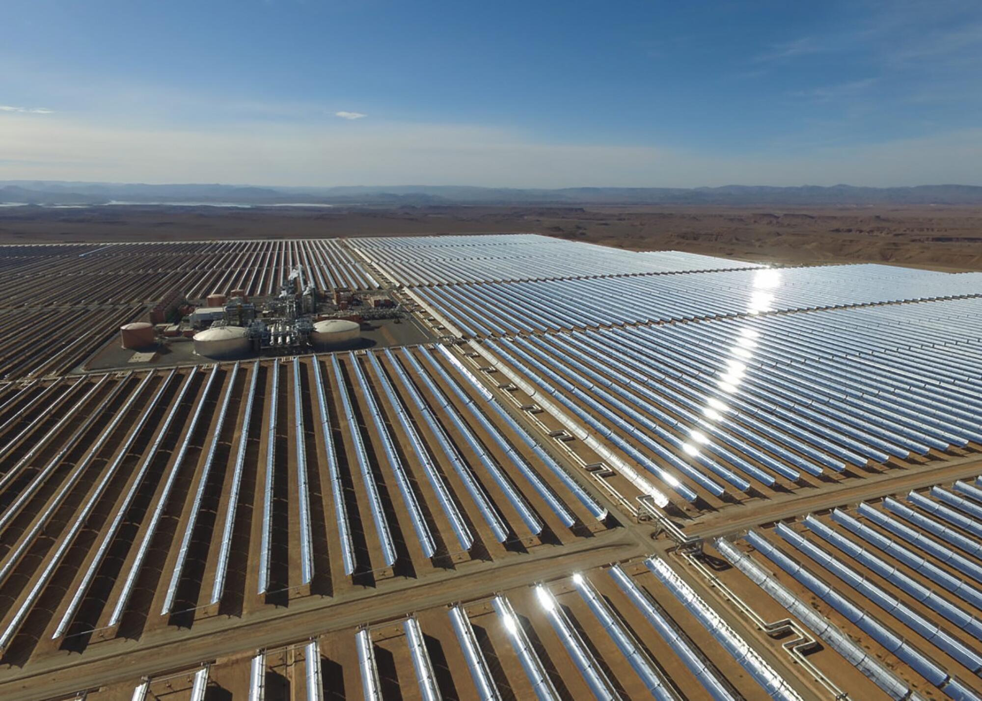 Planta híbrida de energía solar de Marruecos ouarzazate