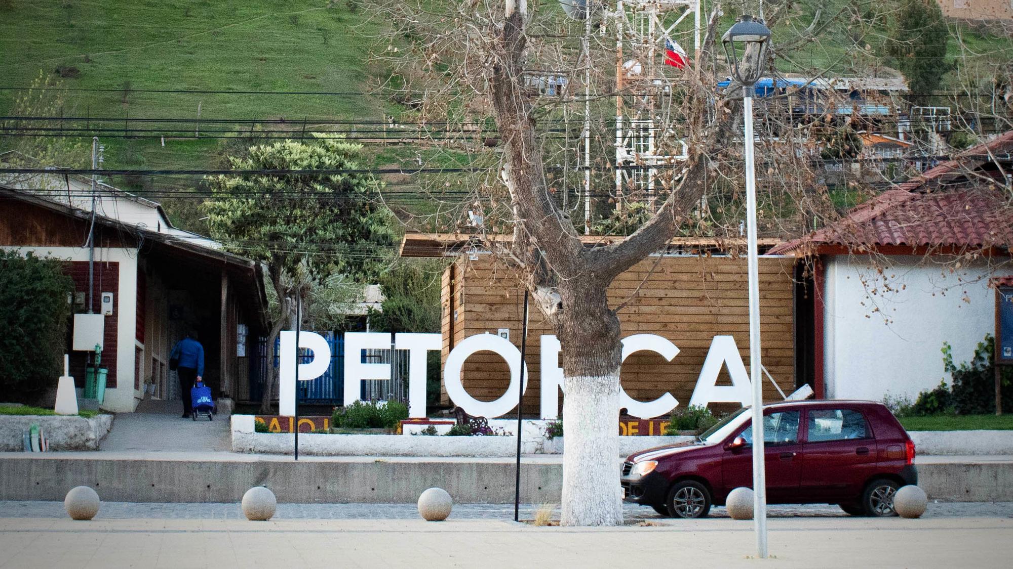 Calle de Petorca, comuna en la Región de Valparaíso, en la zona central de Chile, en la Provincia de Petorca.