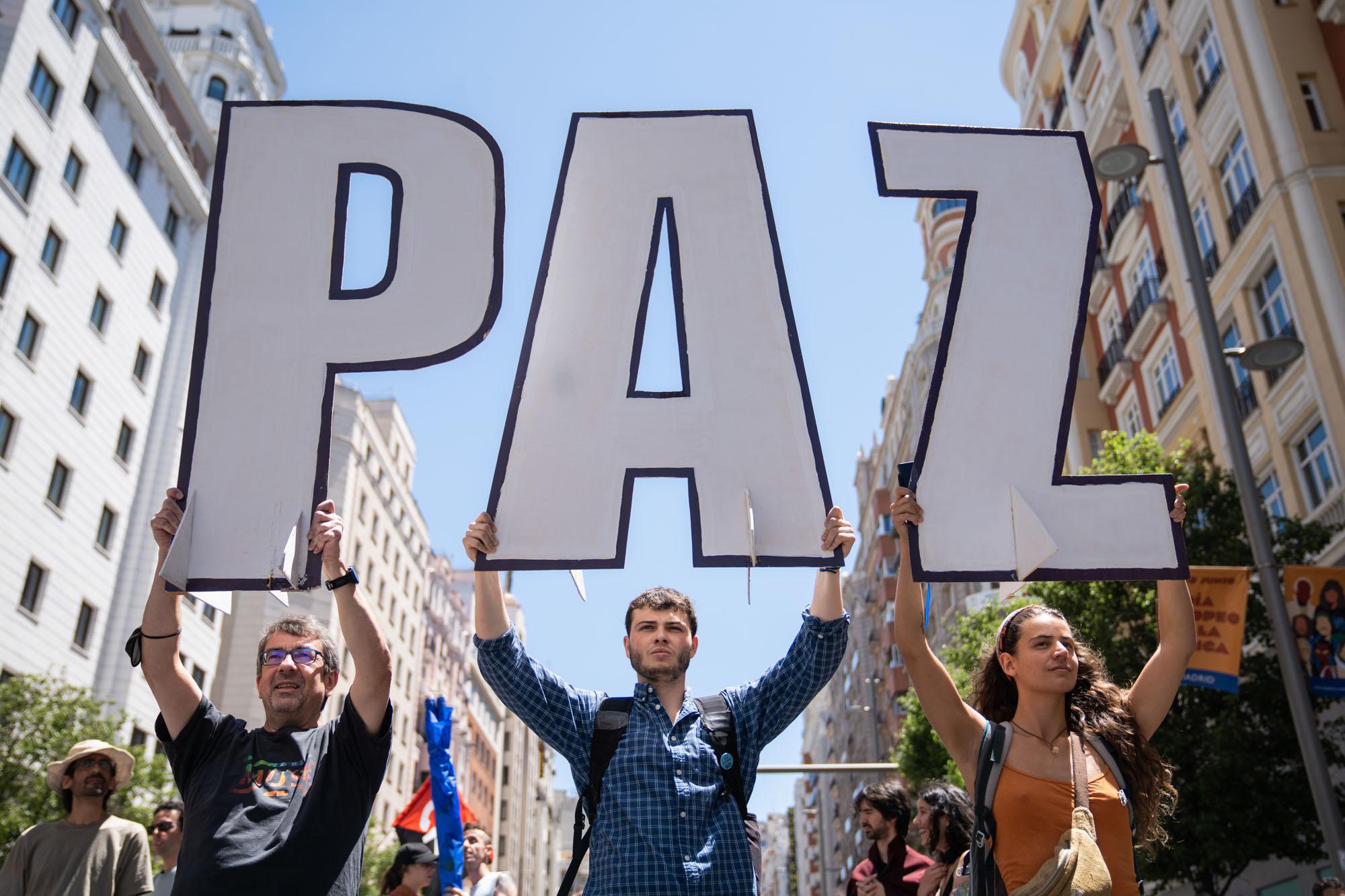 Manifestación contra la cumbre de la OTAN en Madrid - 1