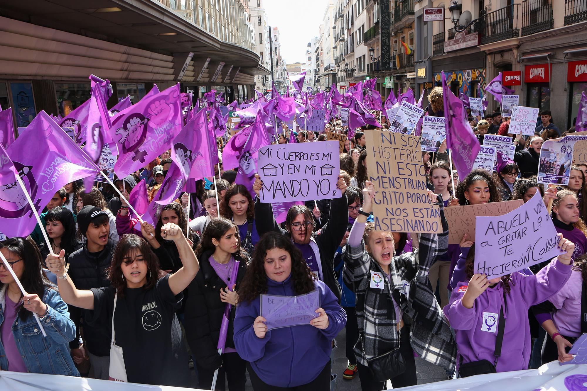 Mani 8M Huelga Estudiantil Feminista