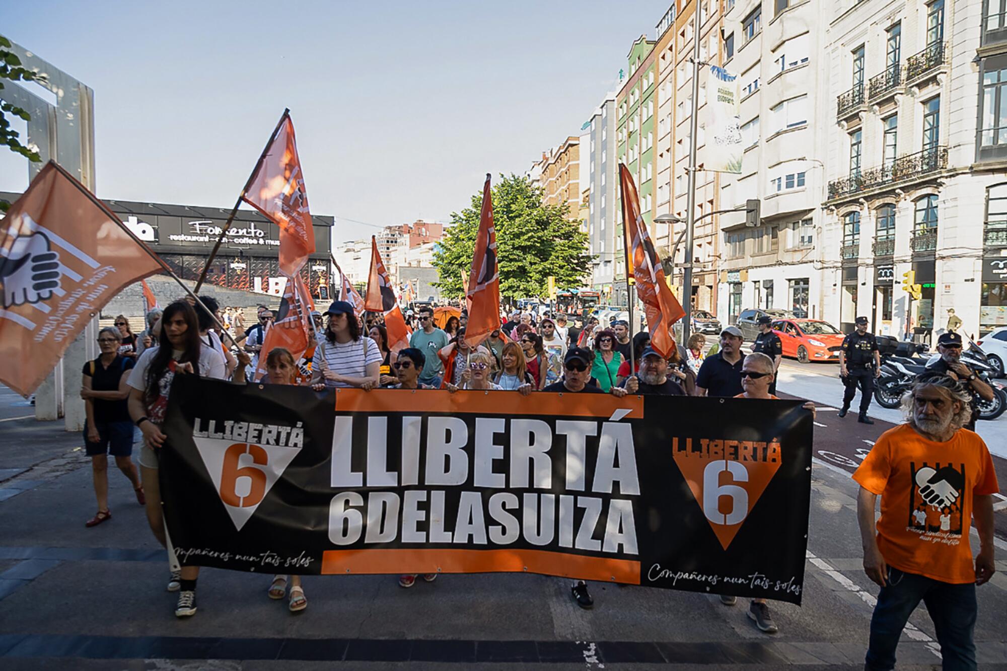 Manifestación prisión las 6 de La Suiza Gijón - 4