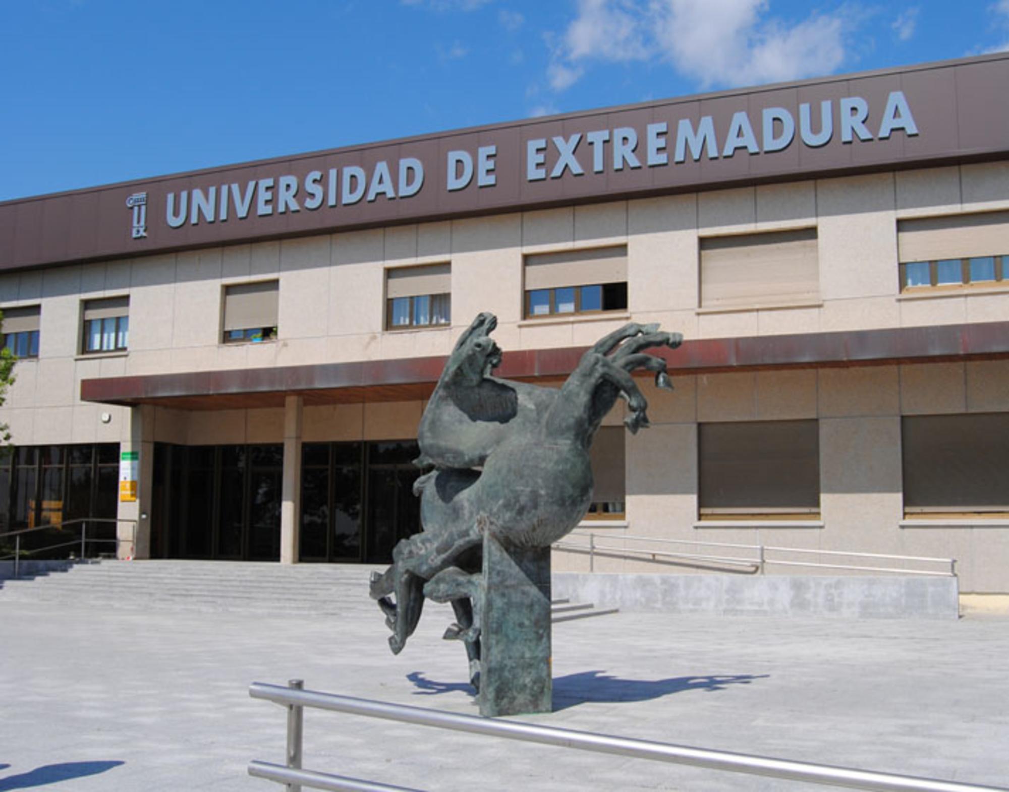 Universidad de Extremadura fachada