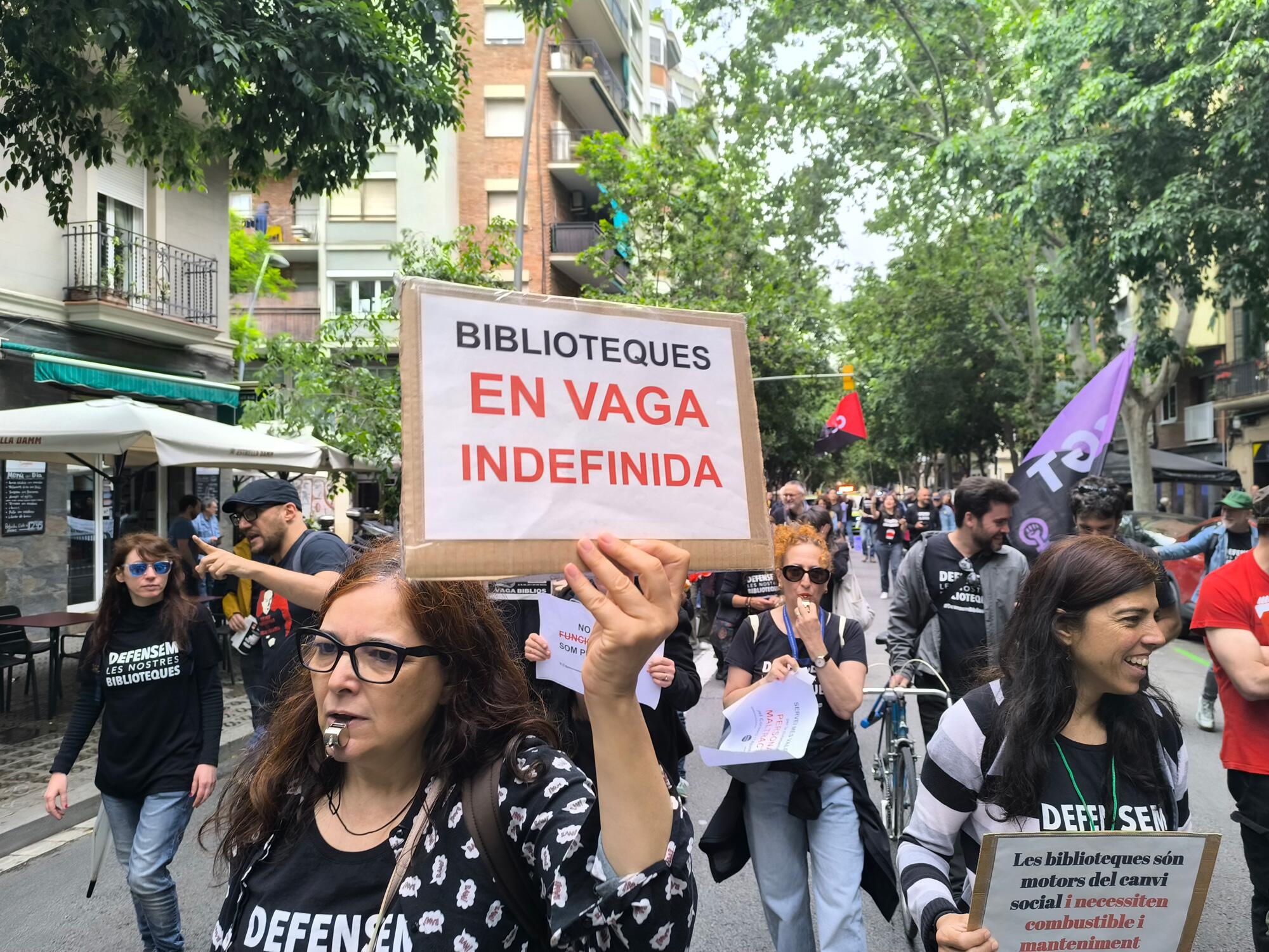 Personal de las bibliotecas públicas de Barcelona, en una manifestación