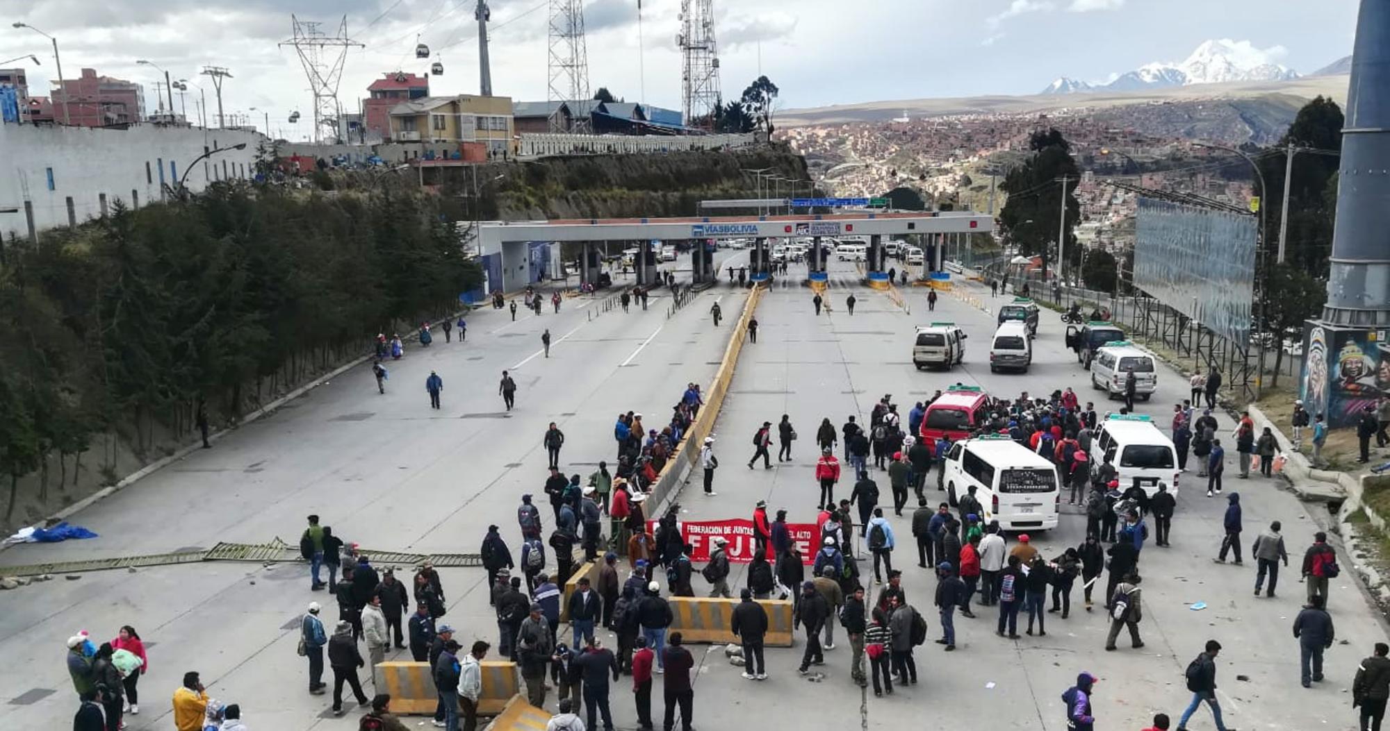 Corte de ruta Peaje Bolivia El Alto Fejuve