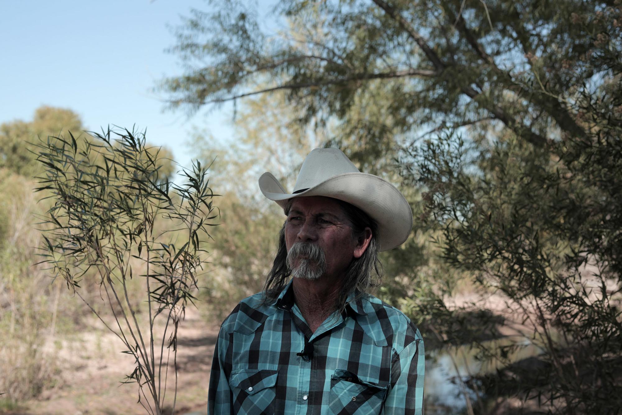 Juan Gamboa en el arroyo San Miguel de Jalpa Mexico derecho al agua