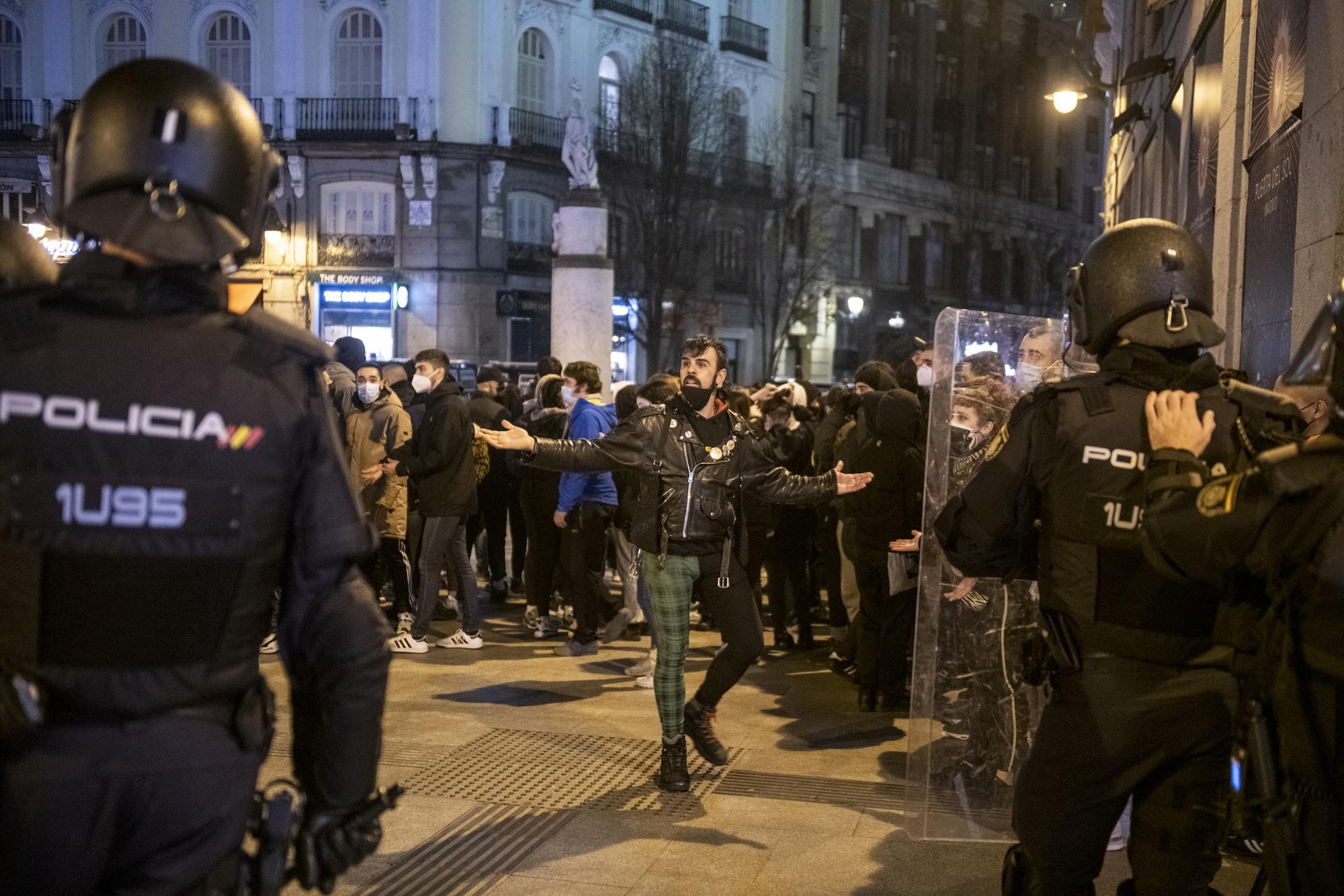 Manifestación en Madrid contra el encarcelamiento del rapero Pablo Hasél. - 1