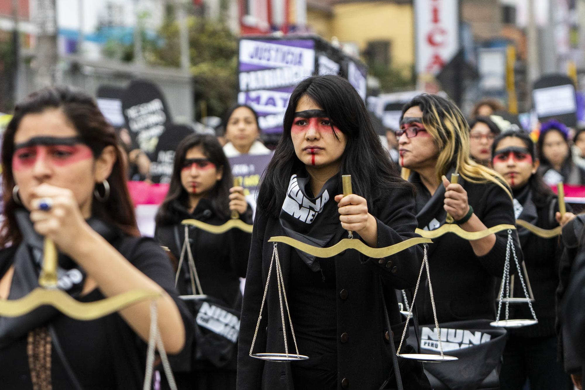 Manifestacion Lima Feminicidios 2