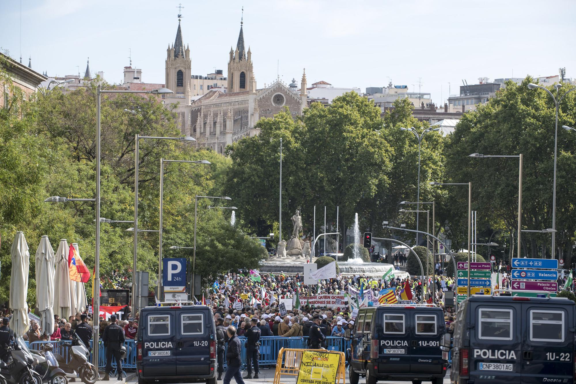 Manifestación Madrid pensionistas Congreso de los Diputados - 14