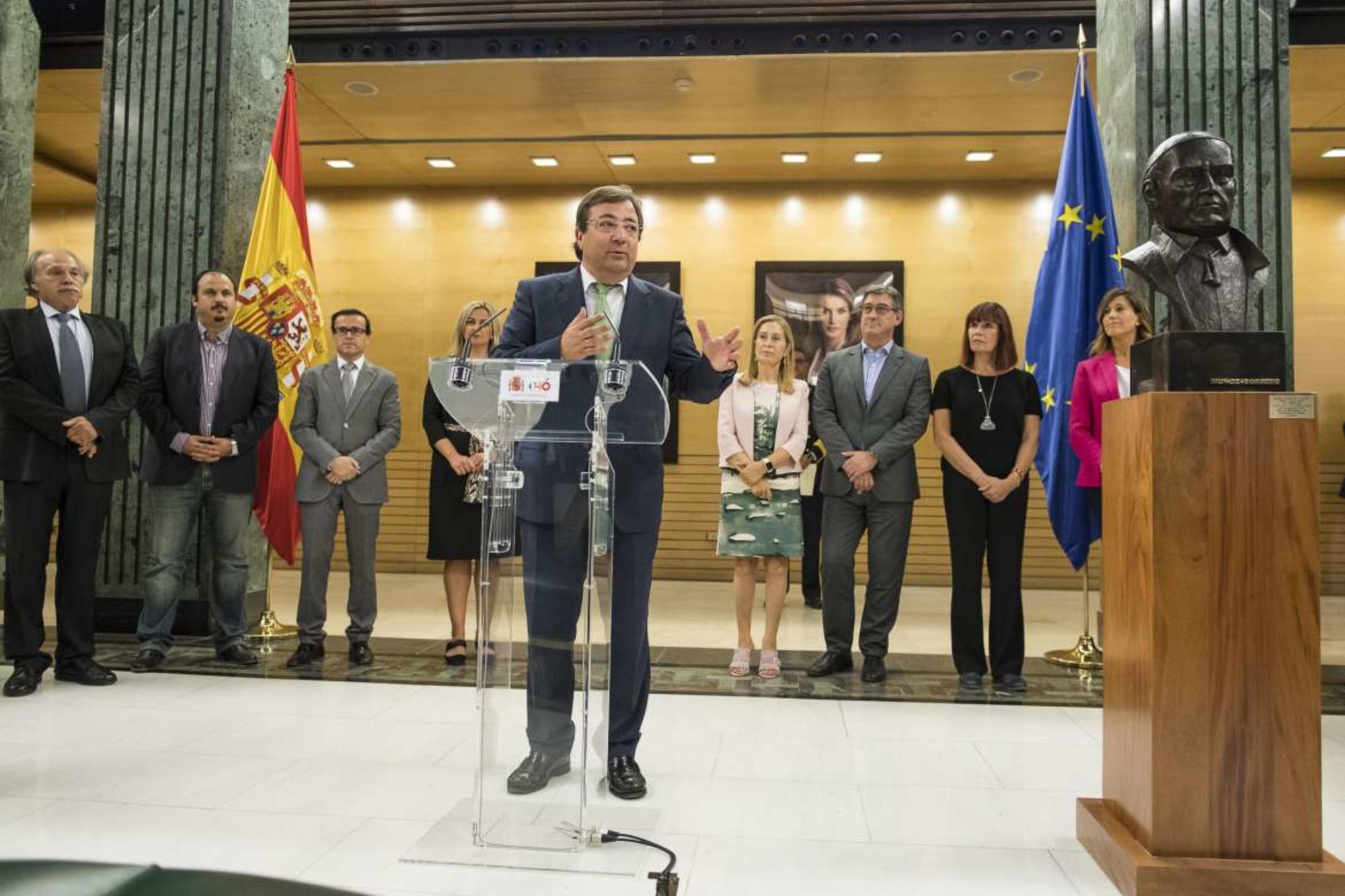 Donación busto Muñoz Torrero 