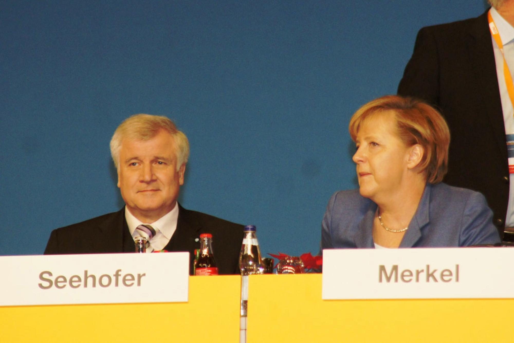 seehofer merkel