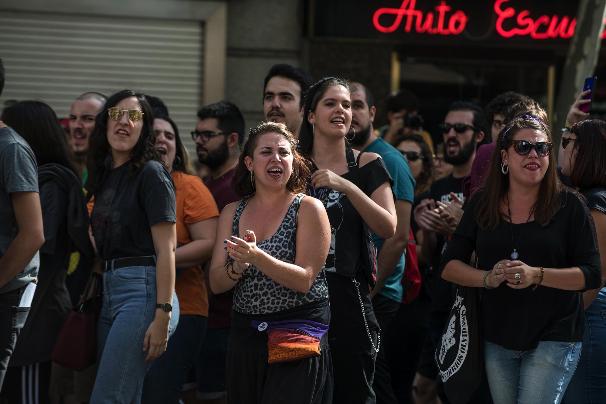 Manifestacion contra las casa de apuestas en el barrio de Tetuan, Madrid.