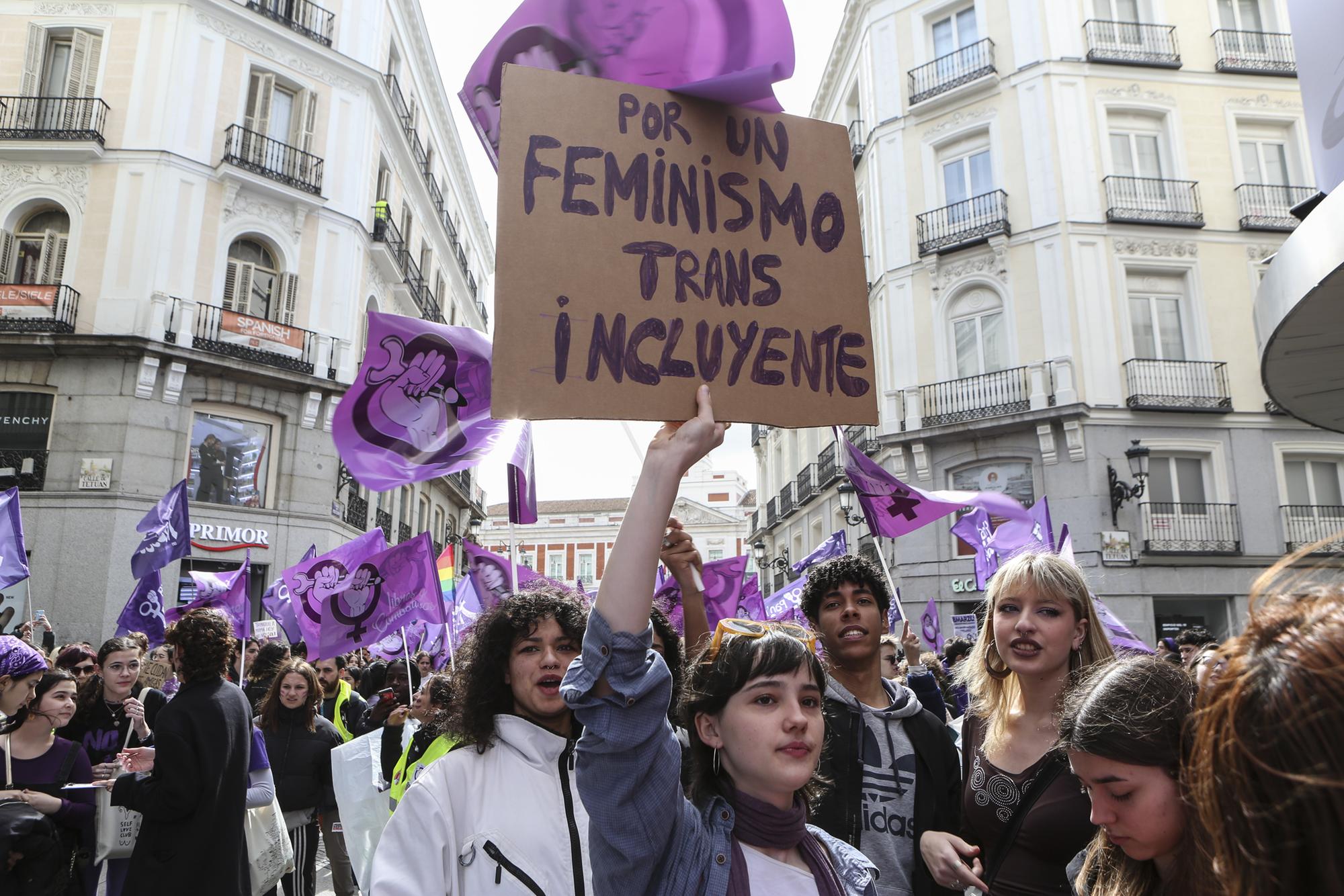 8M sindicato de estudiantes - 1