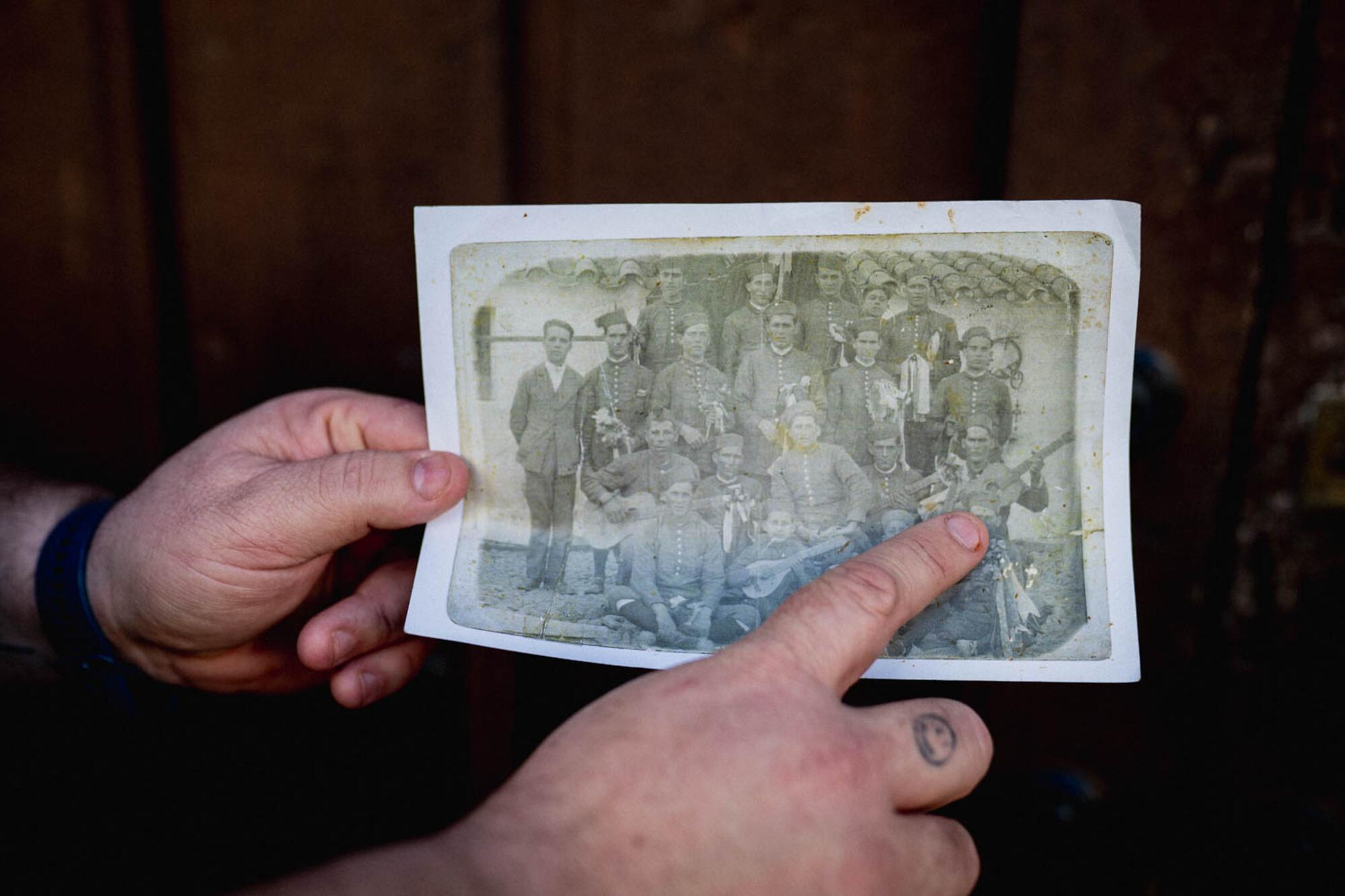 Fuentes de Andalucía, un pueblo ‘enmascarado’ de carnaval y memoria - 2