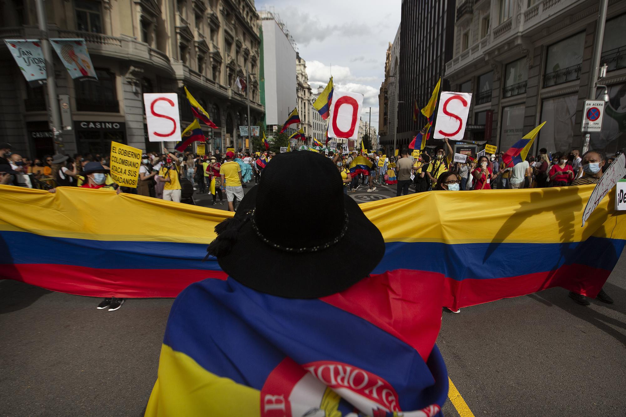 Manifestación por Colombia en Madrid 4