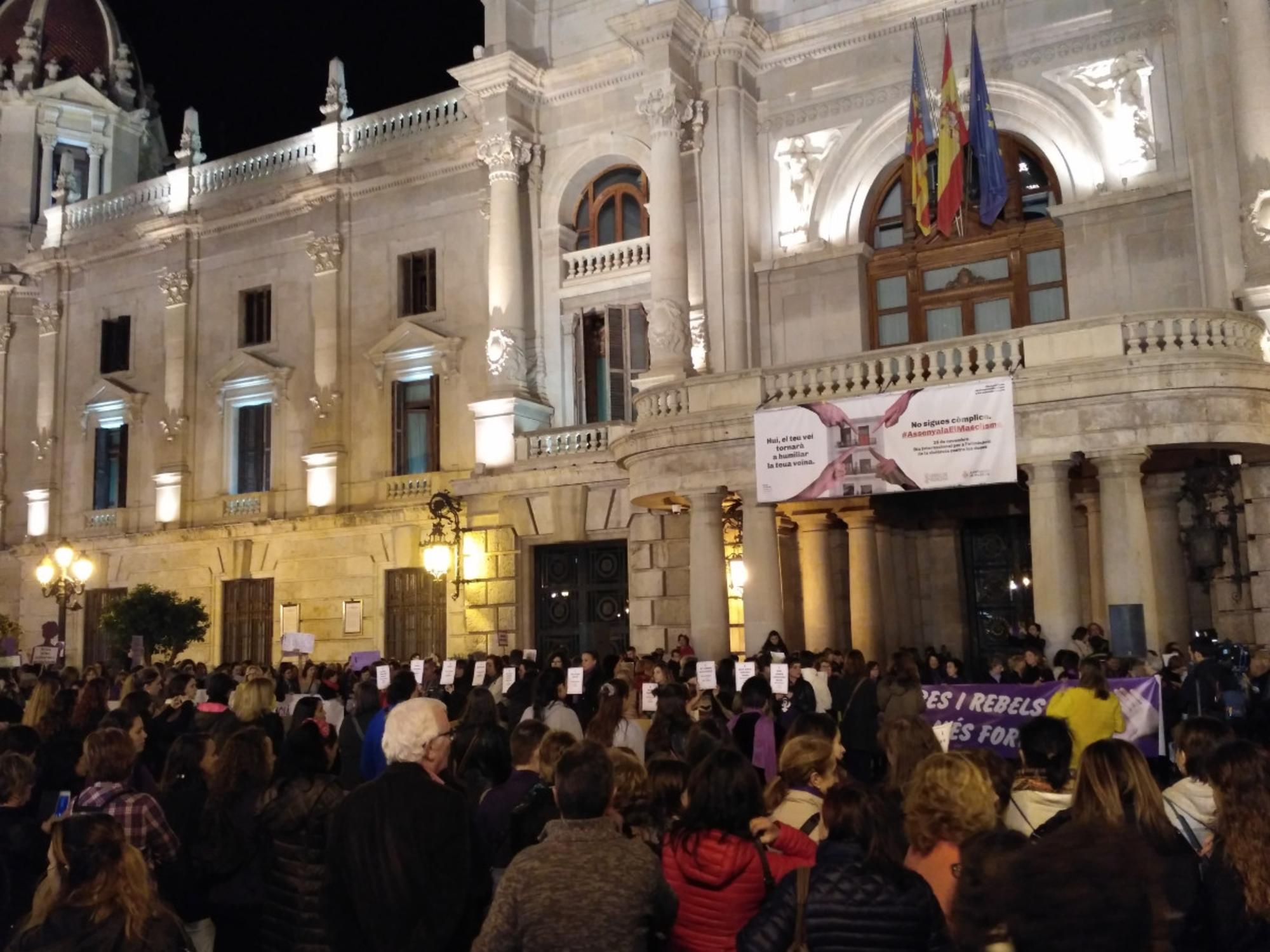 Manifestació 25N 2017 en València 