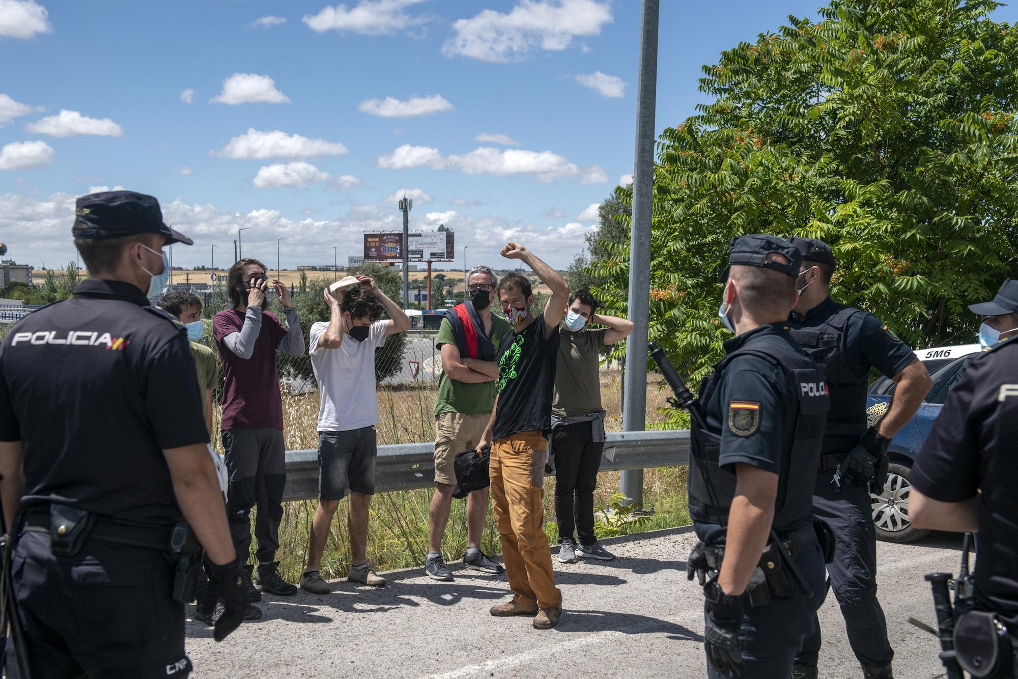 Rebelión por el Clima bloquea la sede de Repsol en Móstoles - 23