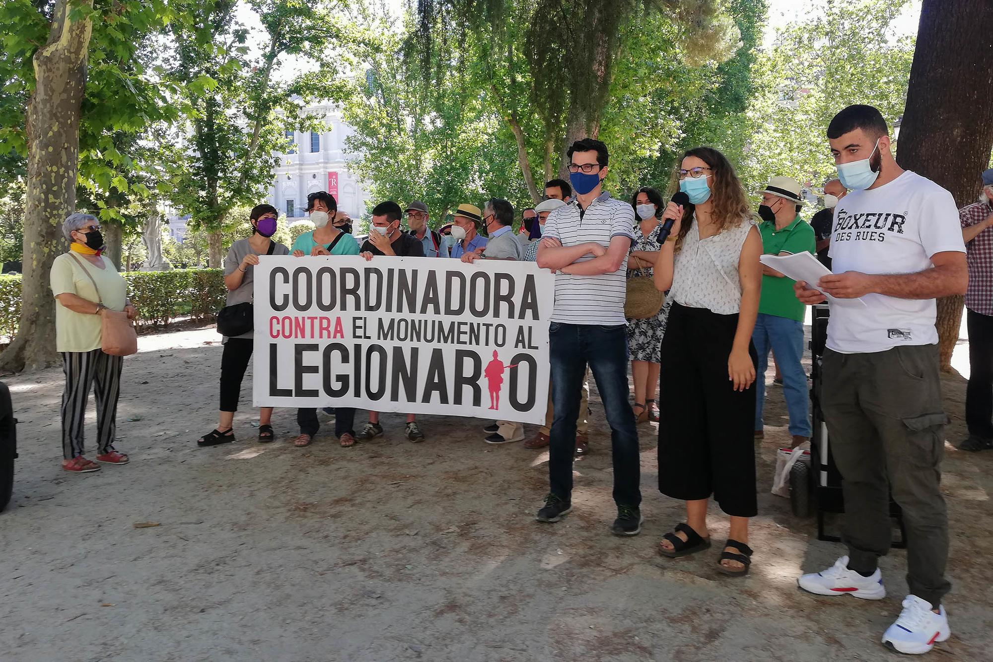 Coordinadora contra monumento legionario