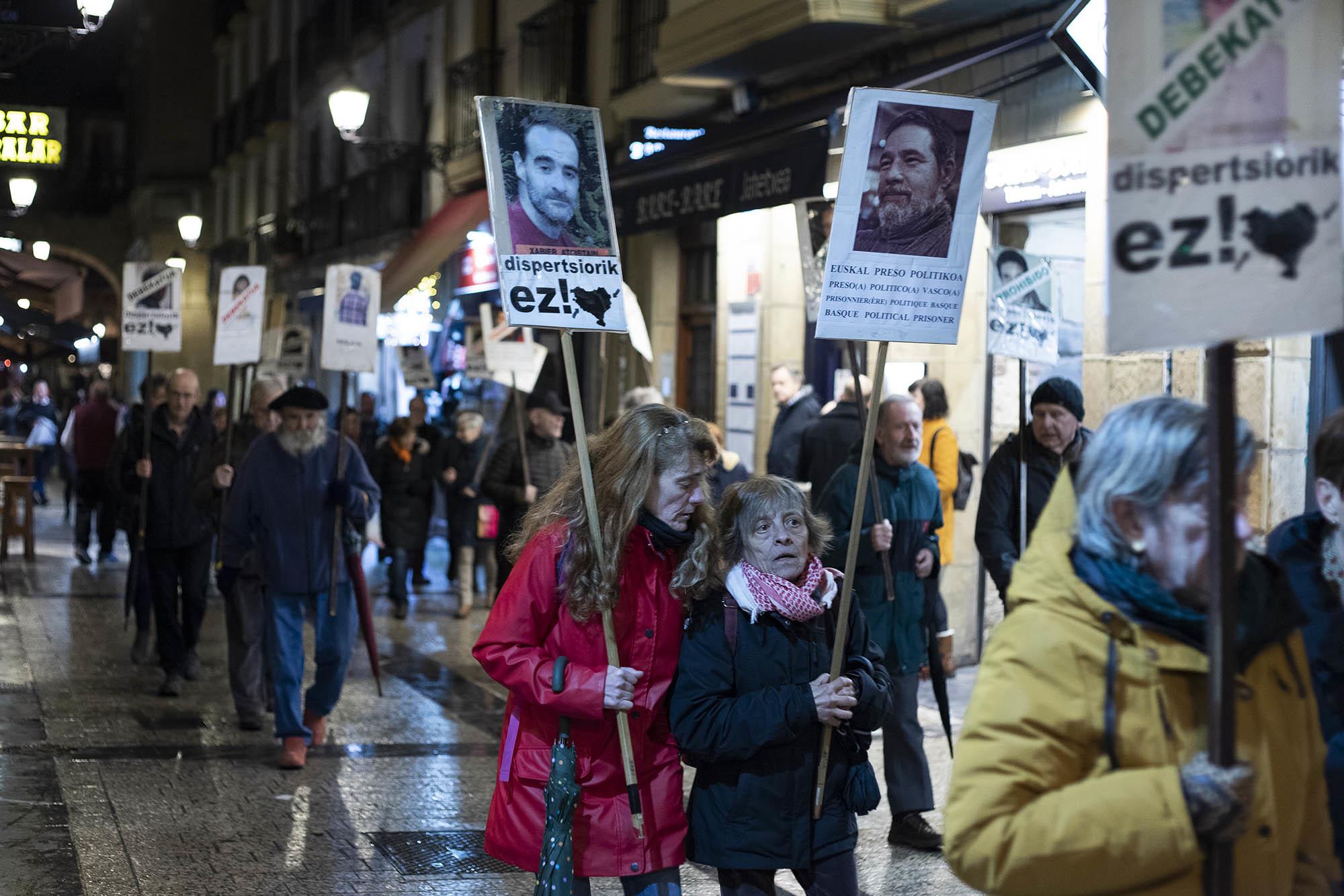 Movimiento contra la dispersión de presos de ETA. - 1