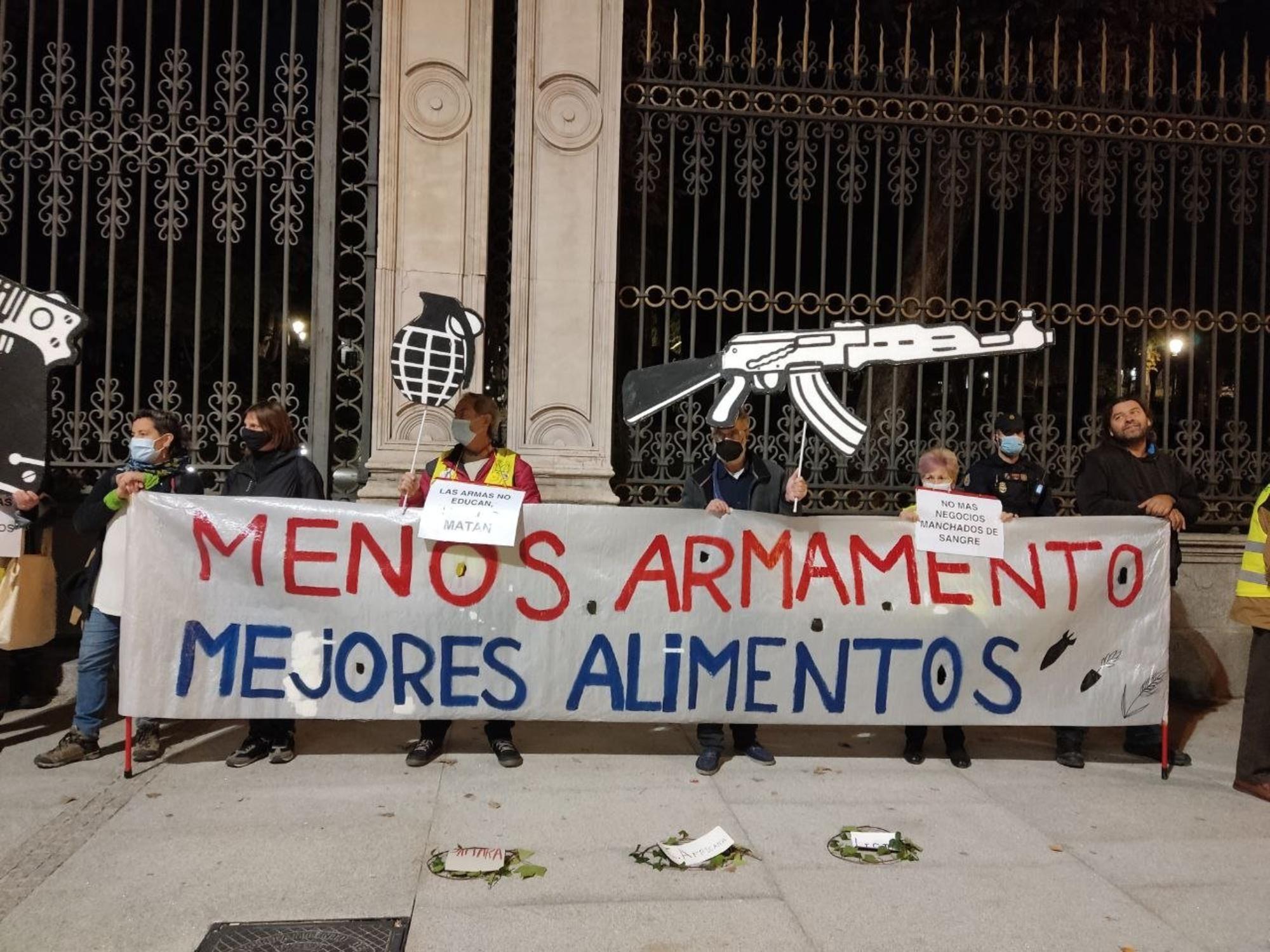 Menos armamento, mejores alimentos