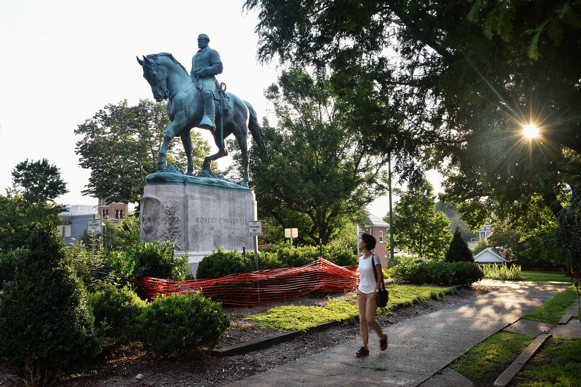 Estatua ecuestre del general Robert E. Lee