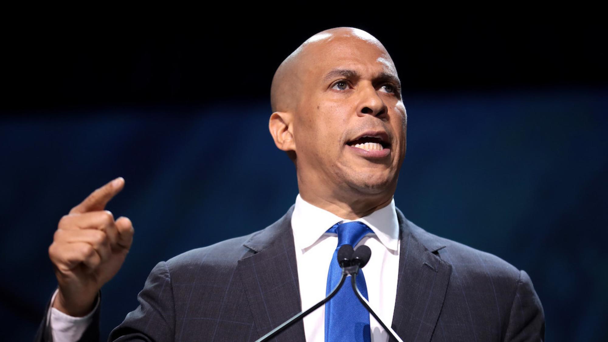 El senador estadounidense Cory Booker (demócrata) ha apoyado una y otra vez la energía nuclear. Fuente: Beyond Nuclear International