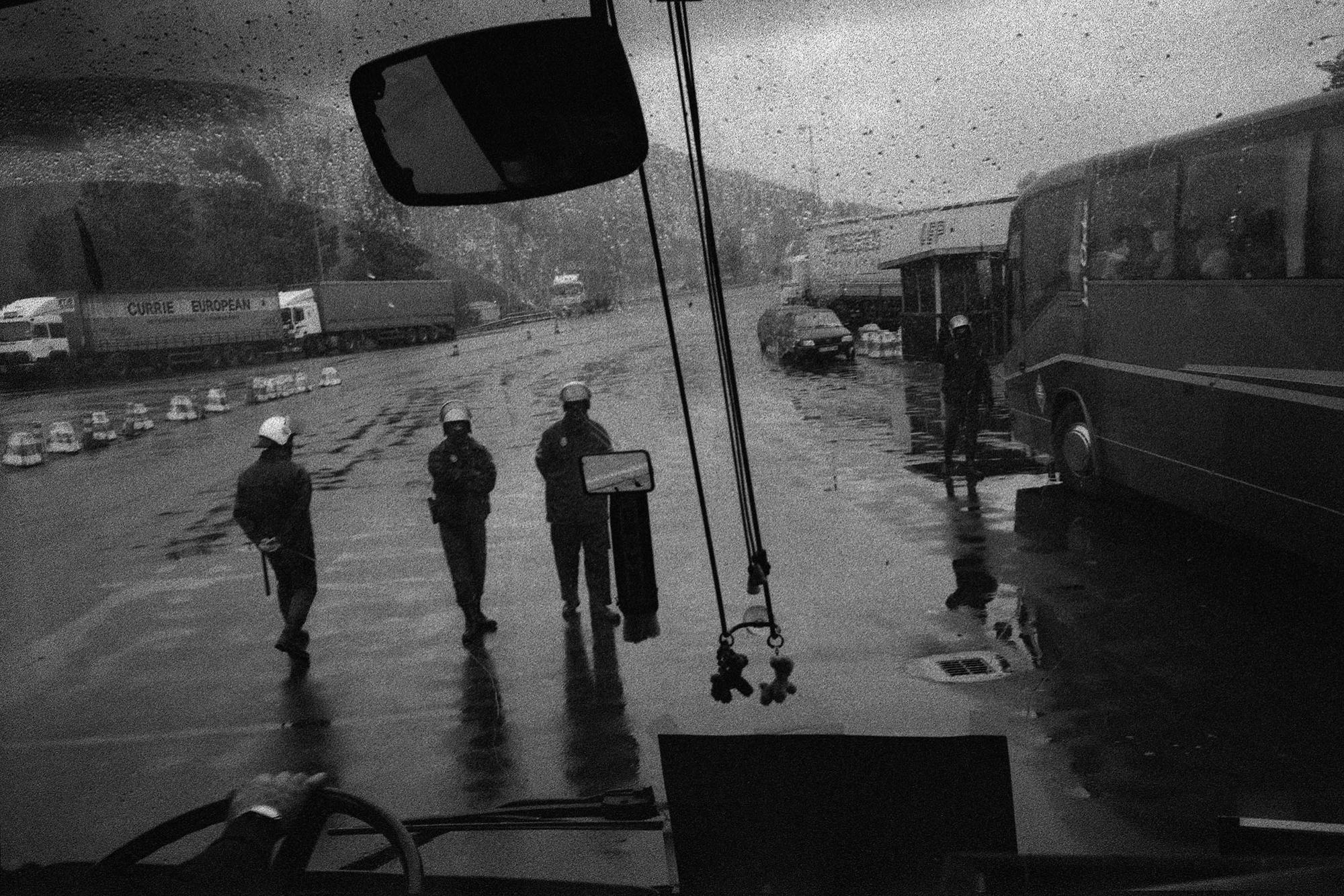 Trimestral 70 Hemendik Hurbil. Cerca de aquí. - 1