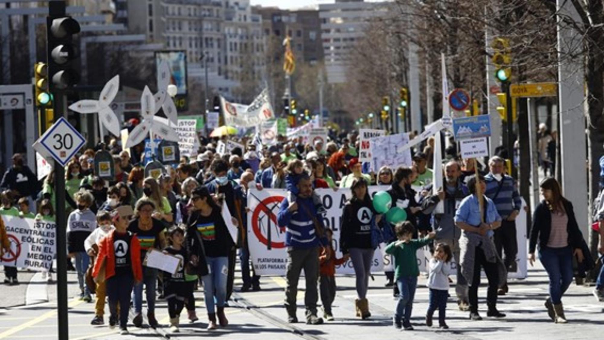 Manifestación contra los megaparques 