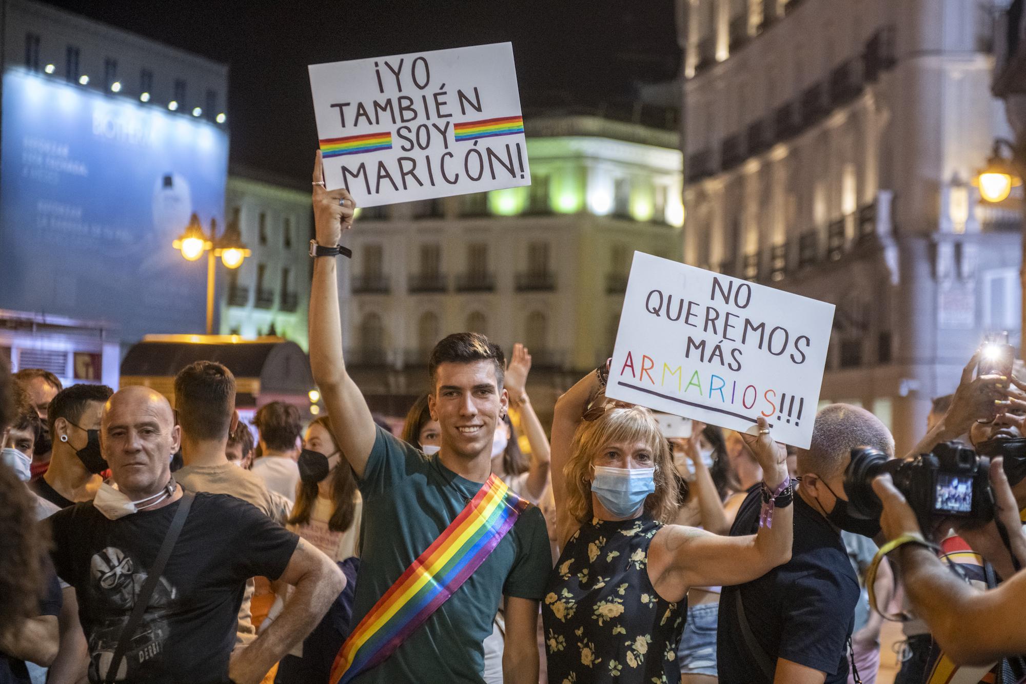 Que una mentira no calle tu verdad. Concentración en Madrid contra las agresiones homófobas. - 13