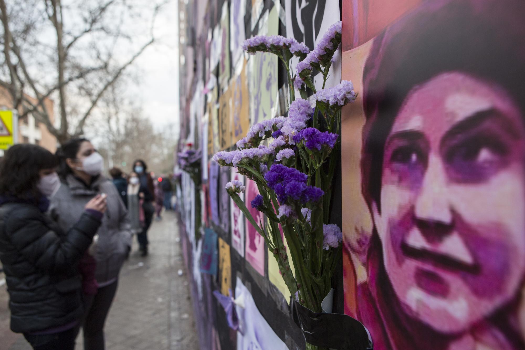 Concentración en el mural feminista de Ciudad Lineal el 8M - 3