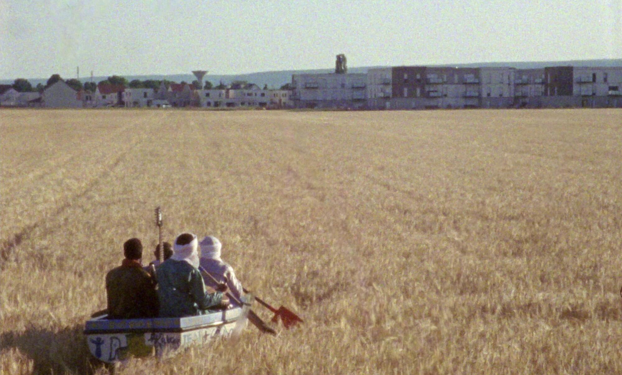 An Island and One Night Película