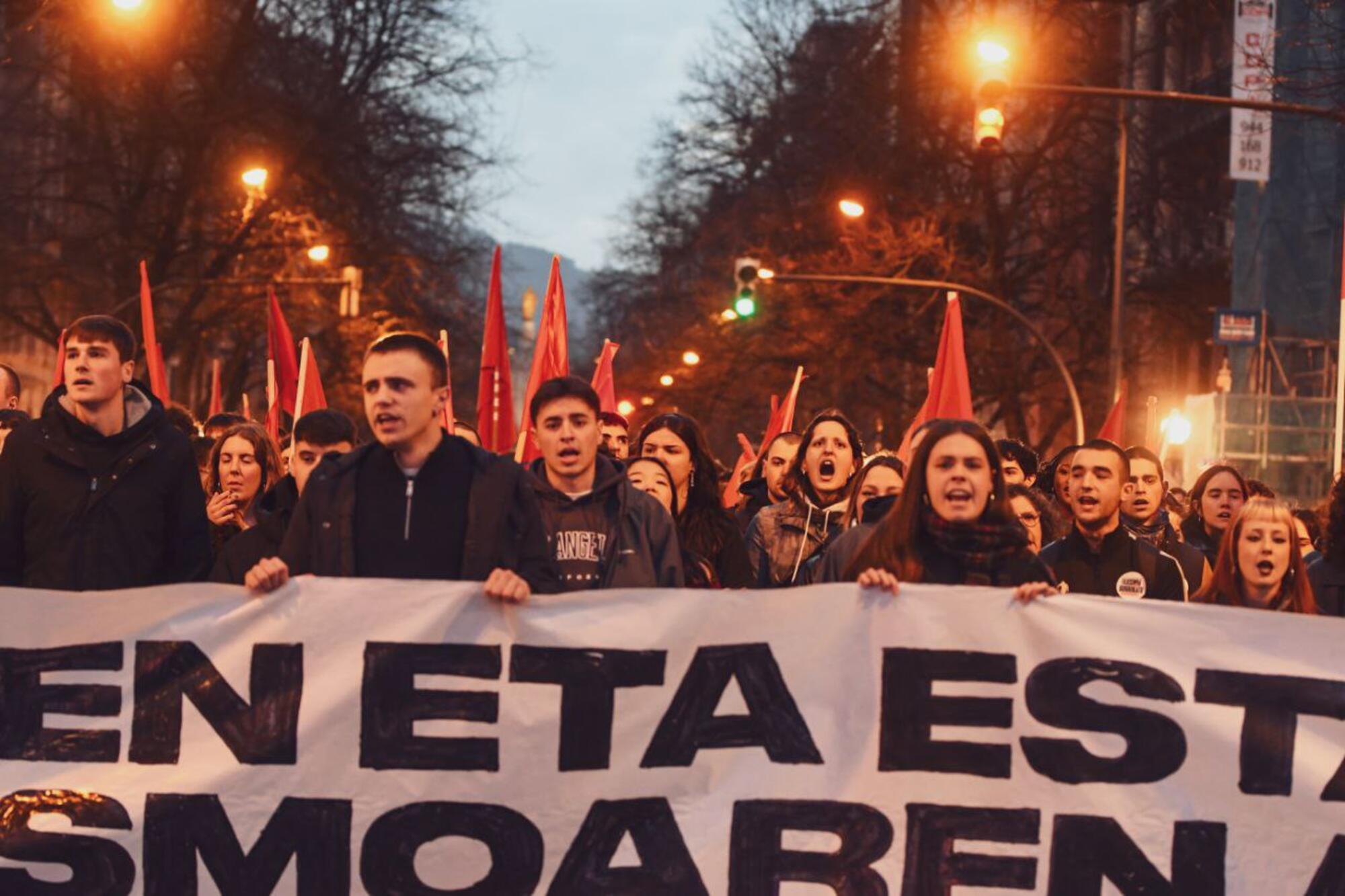Contra el fascismo, ni un paso atrás: las juventudes socialistas de Euskal Herria convocan marchas en Iruñea y Bilbo - 4