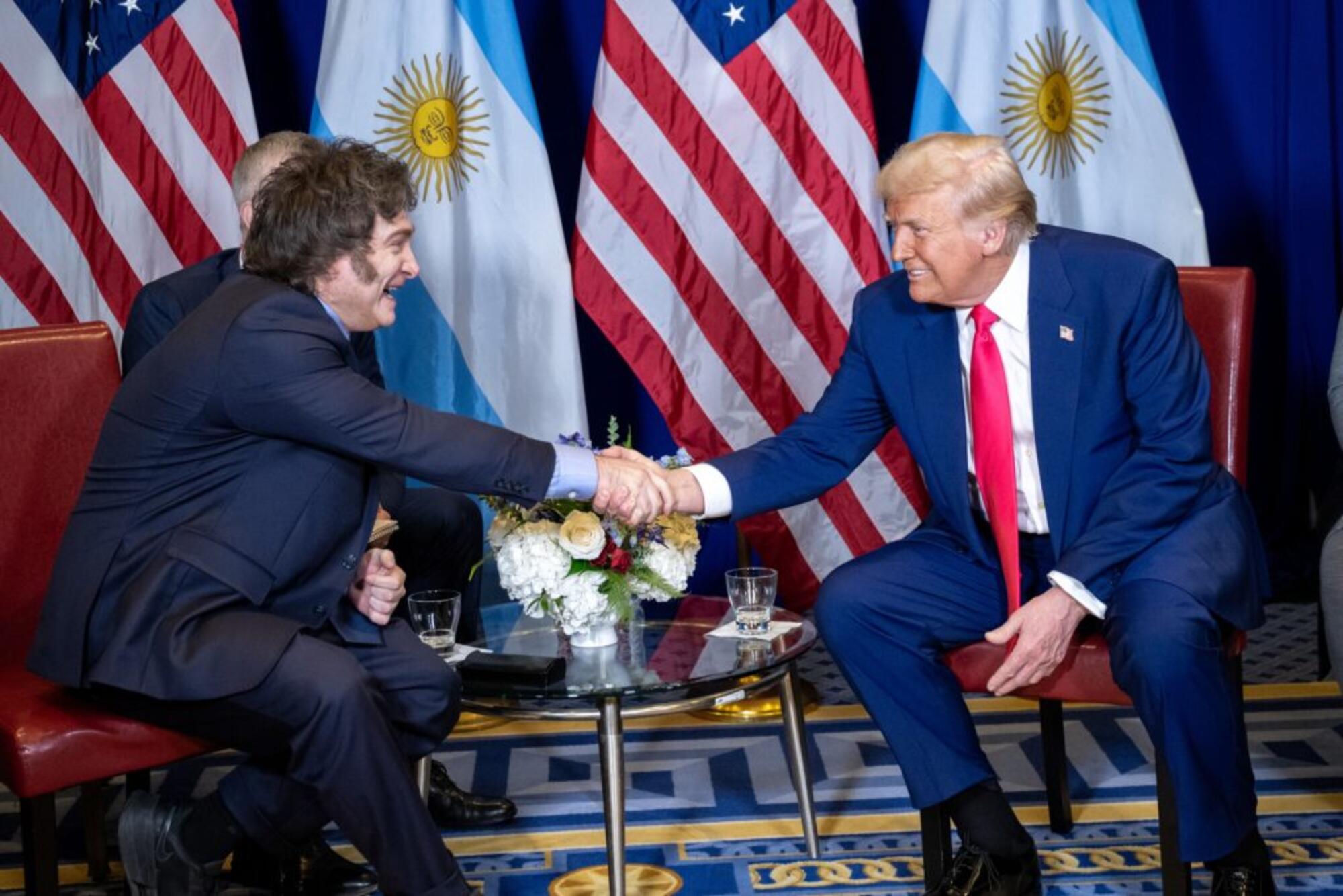 El presidente Trump se reunió con el presidente Milei en Washington el 22 de febrero de 2025.