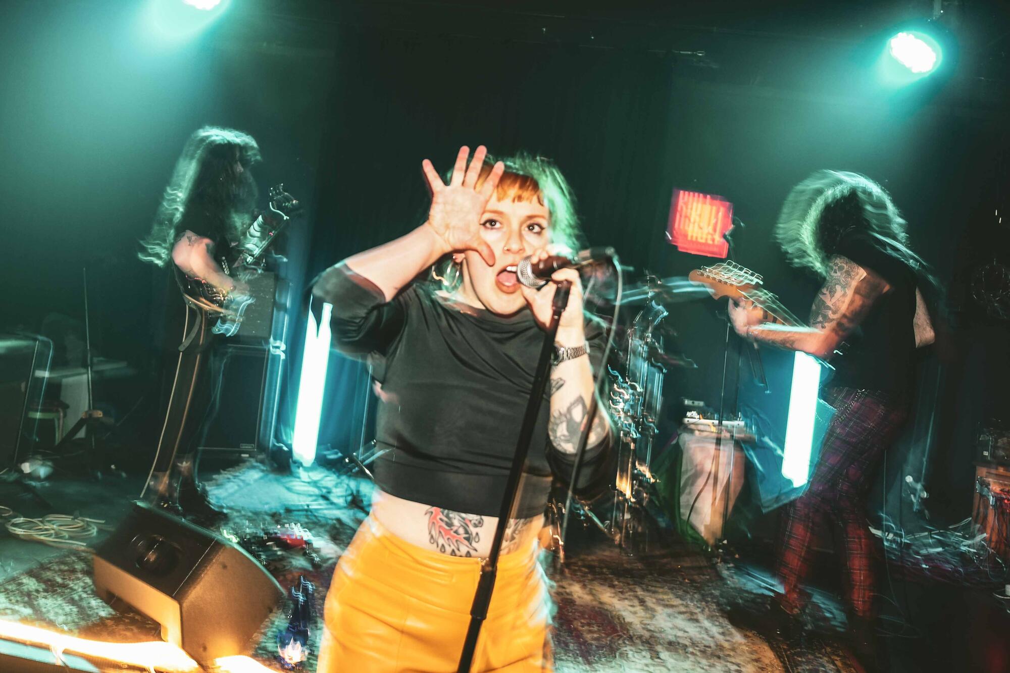 Caballo Muerte en directo en la sala autogestionada Kult Parnasoa durante Gernikako Lekuek Festibala 2026