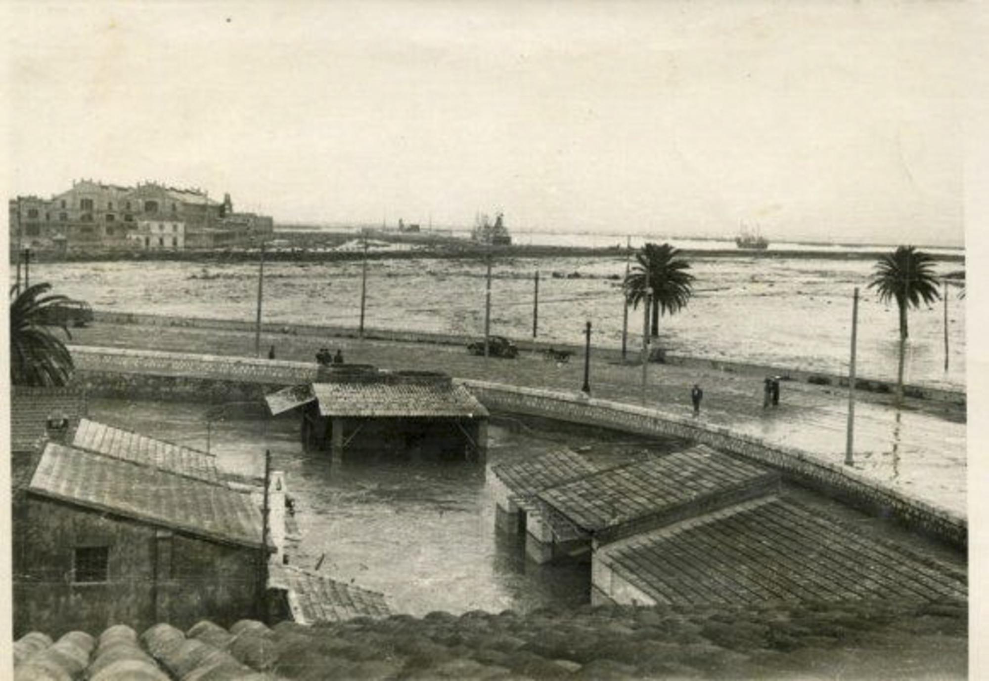 La riuada inunda el barri valencià de Natzaret, fotografia de l'Associació de veïns i veïnes Natzaret