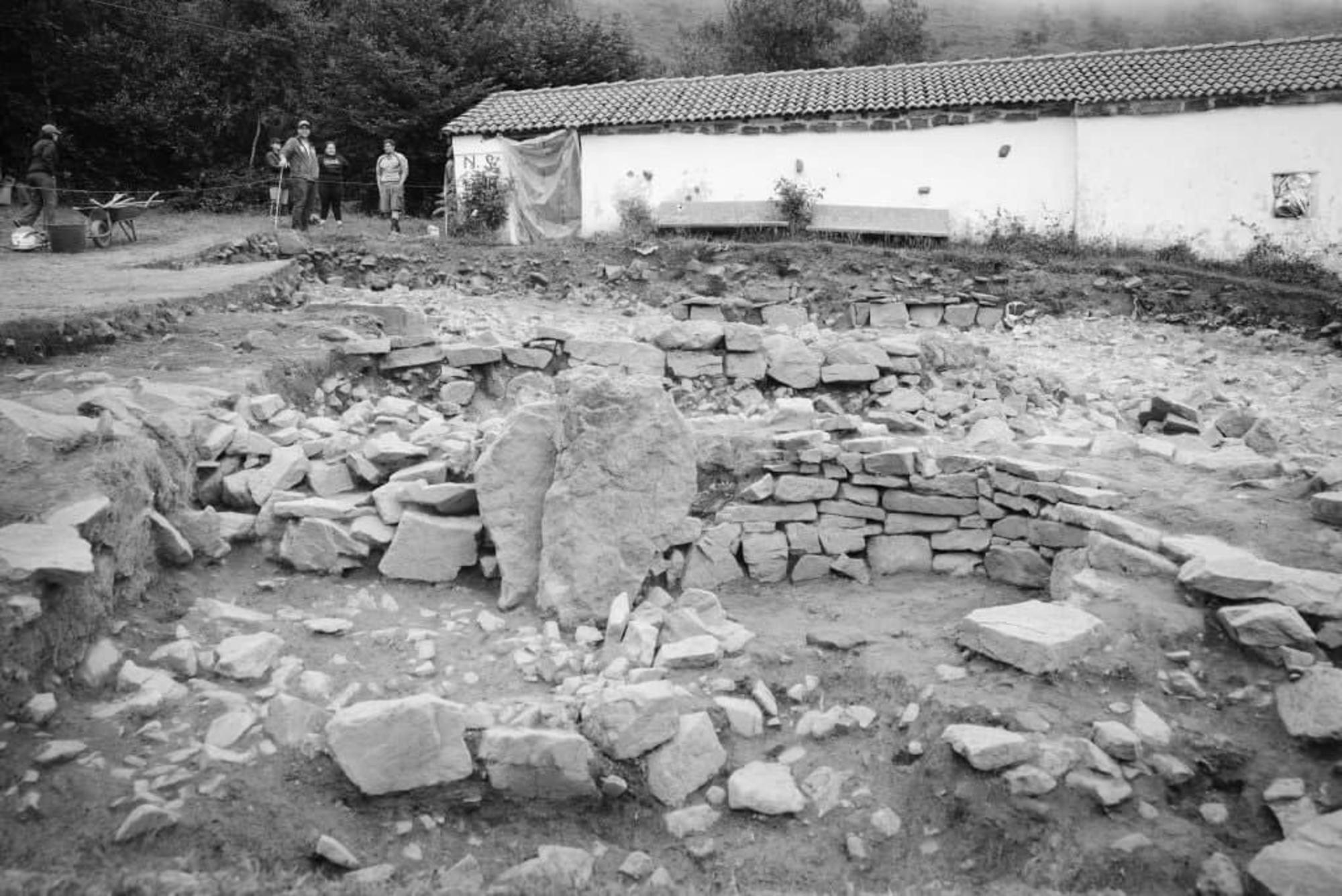 Excavación en L.linares