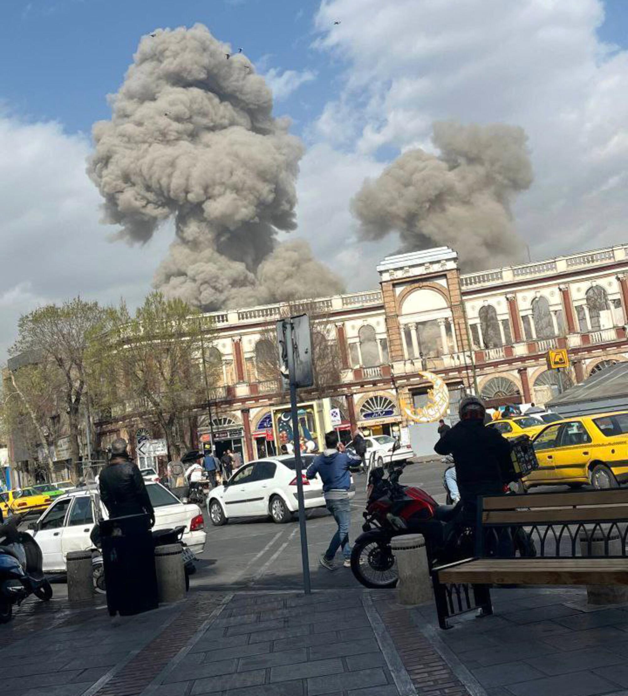 Misiles caen sobre Teherán el 28 de febrero de 2026.