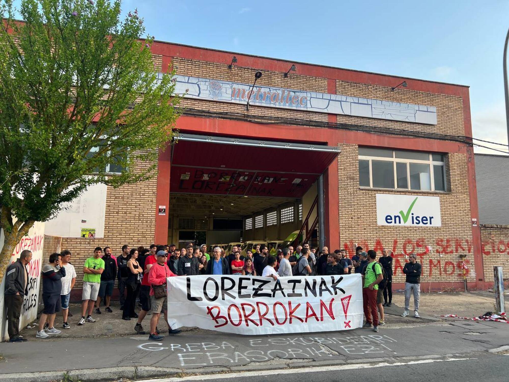 Lorezainak borrokan!