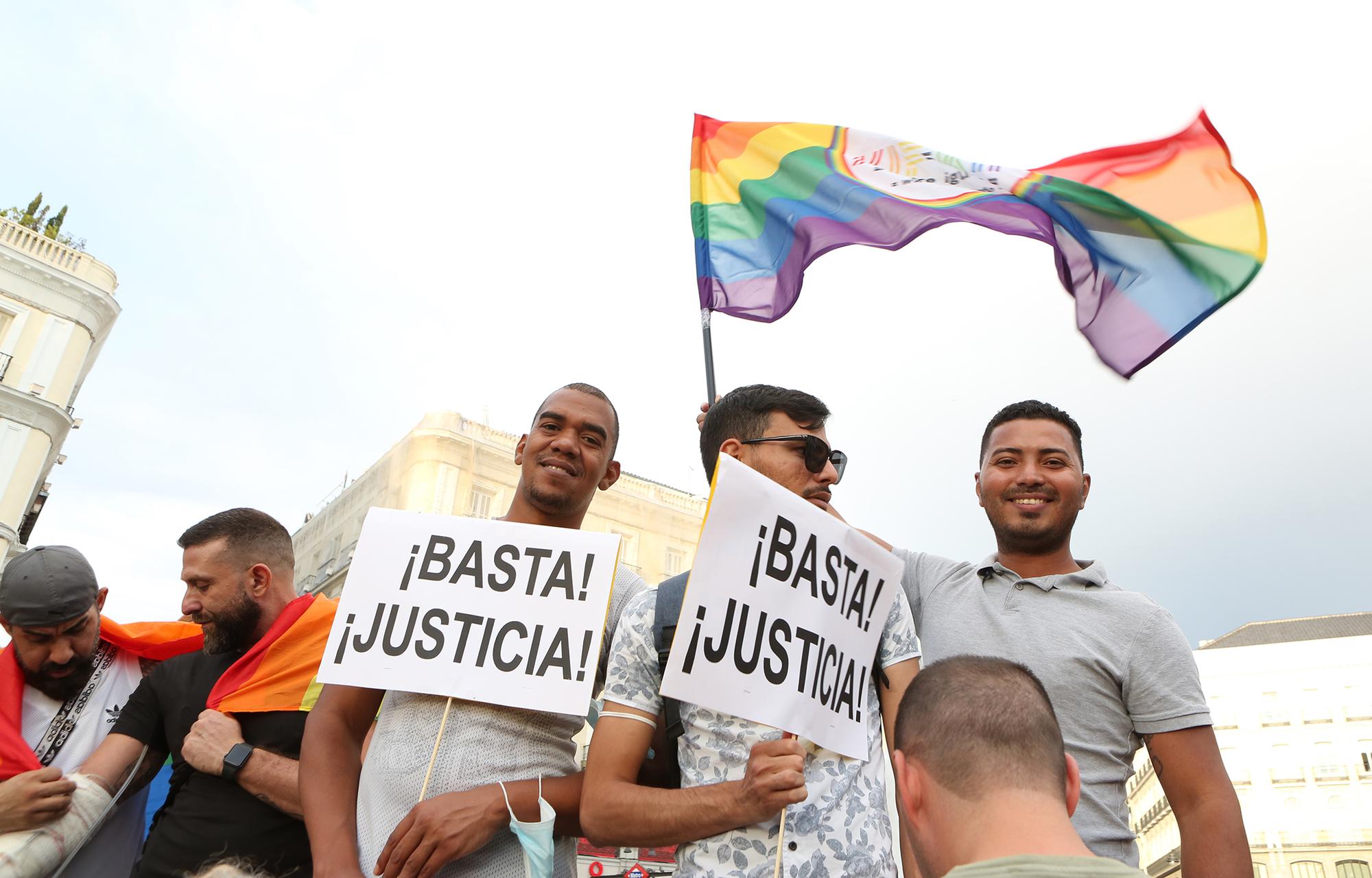 Concentración en Sol de colectivos LGTBI contra los ataques homófofos el 11 de sptiembre - 6