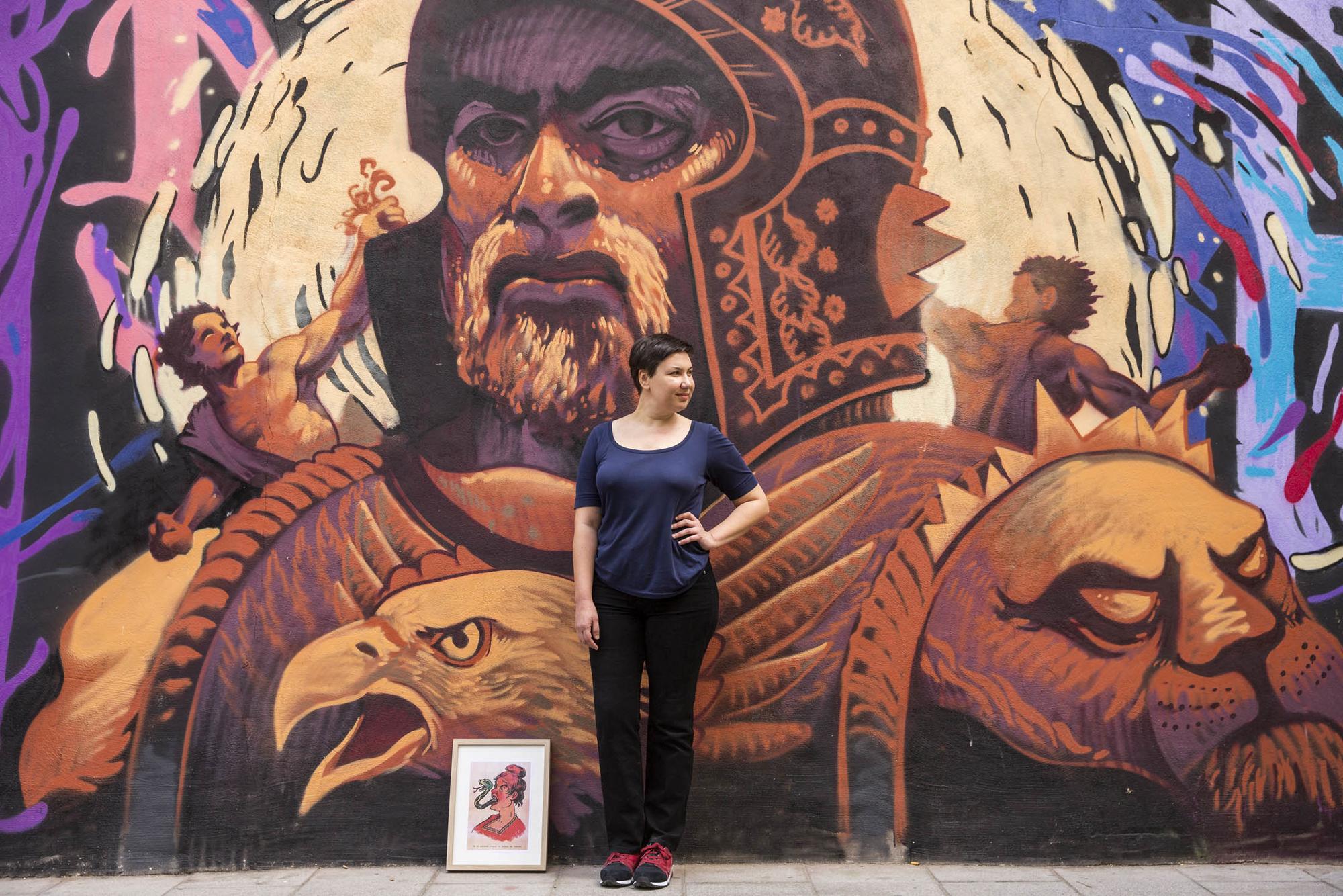 Raquel Manchado, editora de Antorcha. Exterior