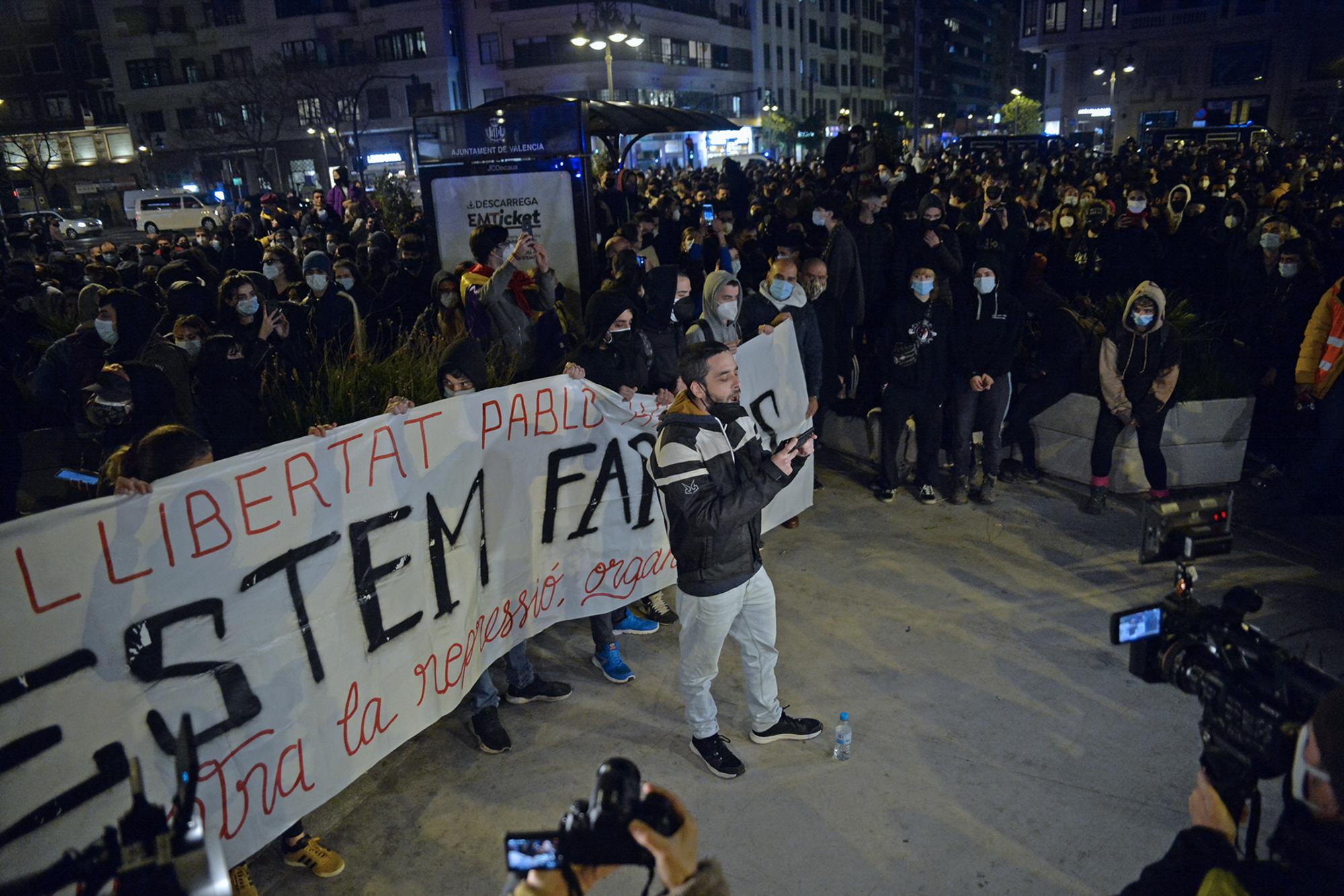 Cargas policiales València 18 febrero - 6