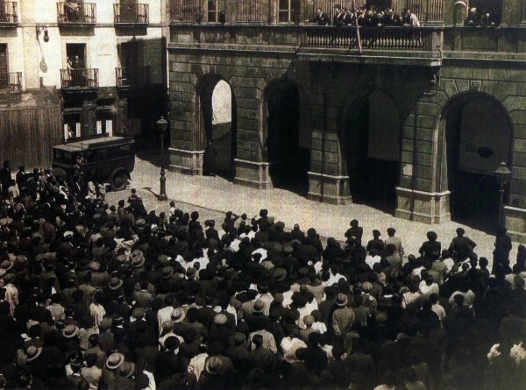 Proclamación de la segunda República en el Ayuntamiento