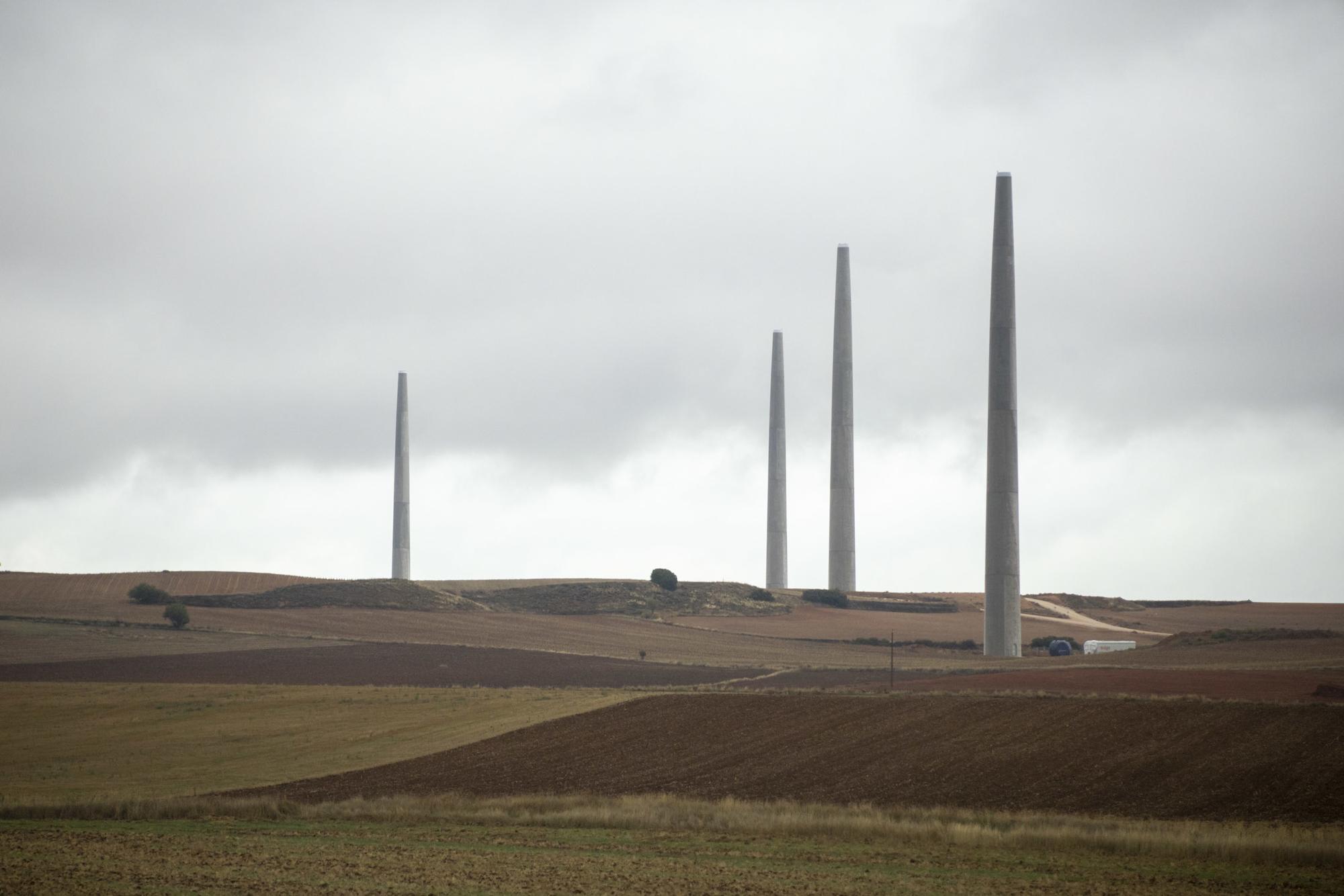 molinos eolicos en construccion gecama