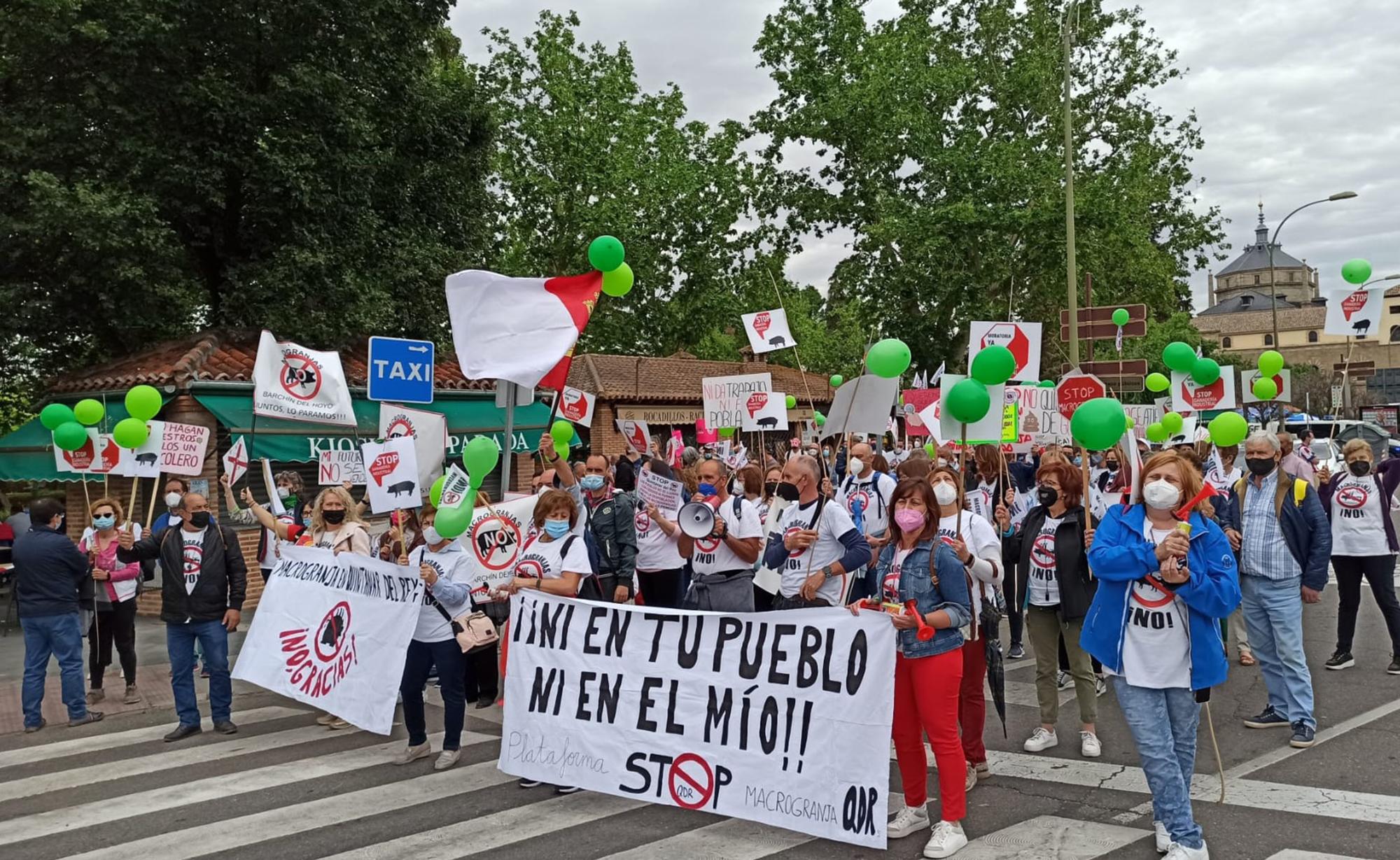 Stop macrogranjas Toledo