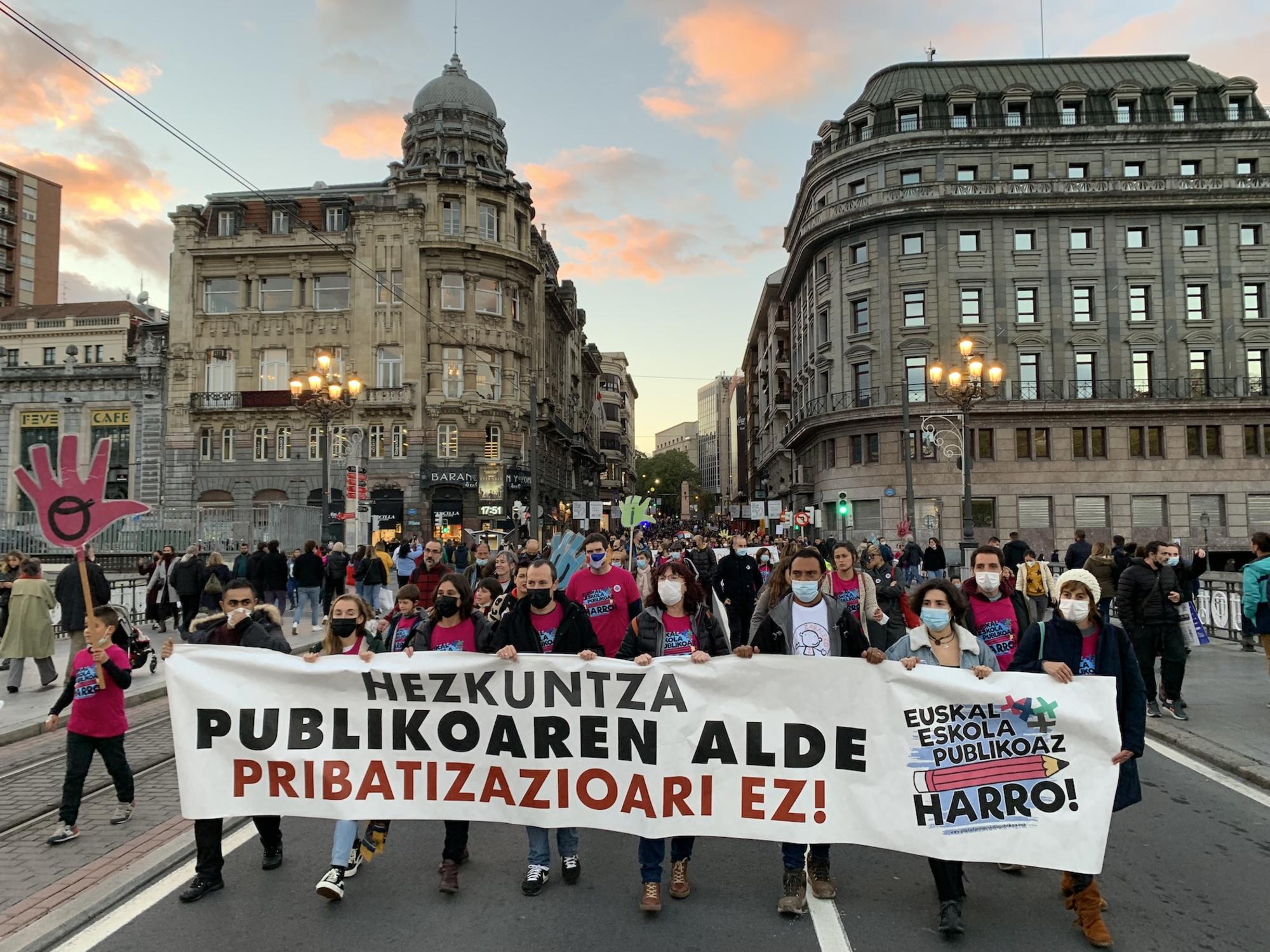 manifestación escuela pública bilbao