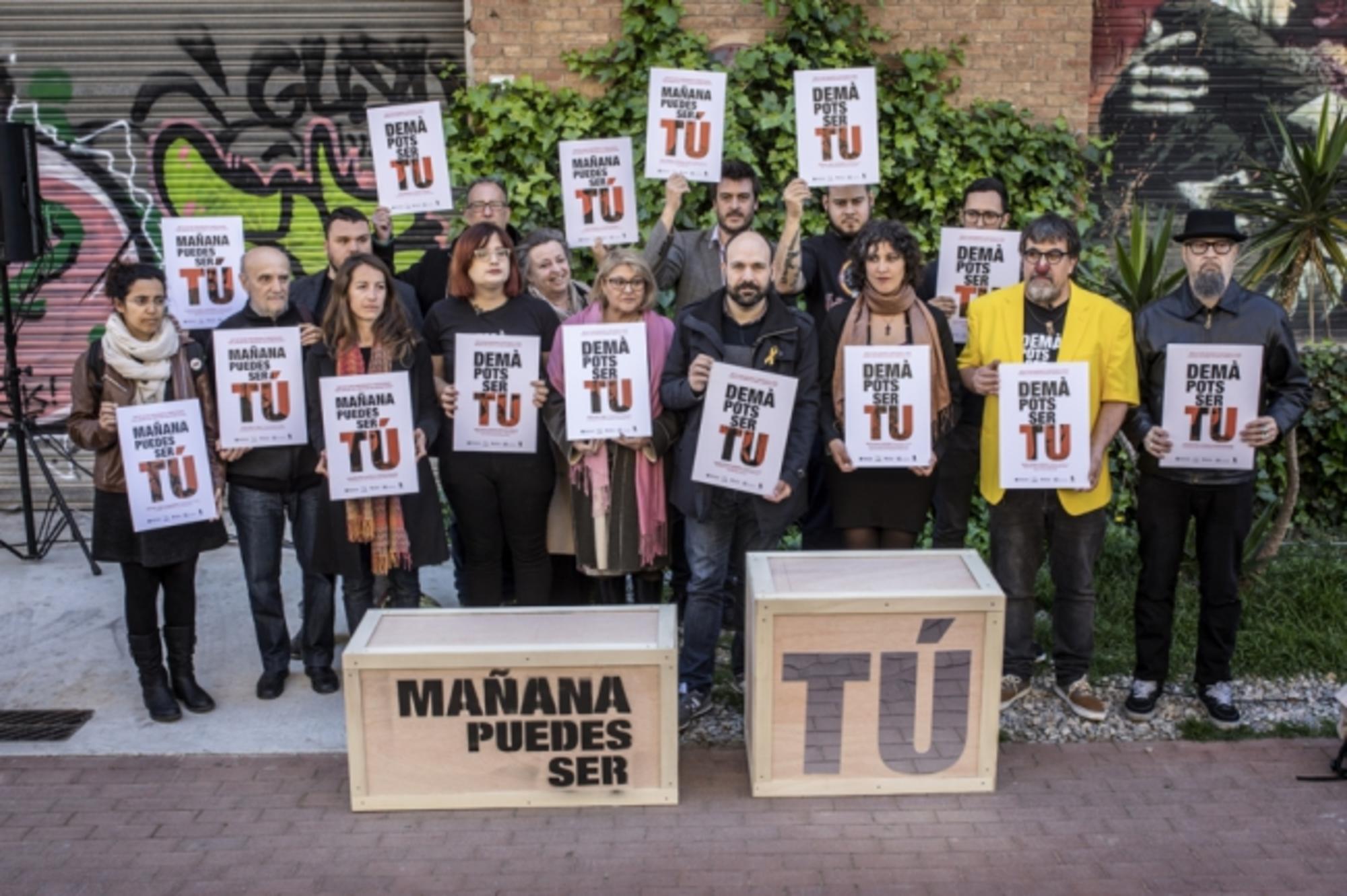 Jordi Pesarrodona, segundo por la derecha