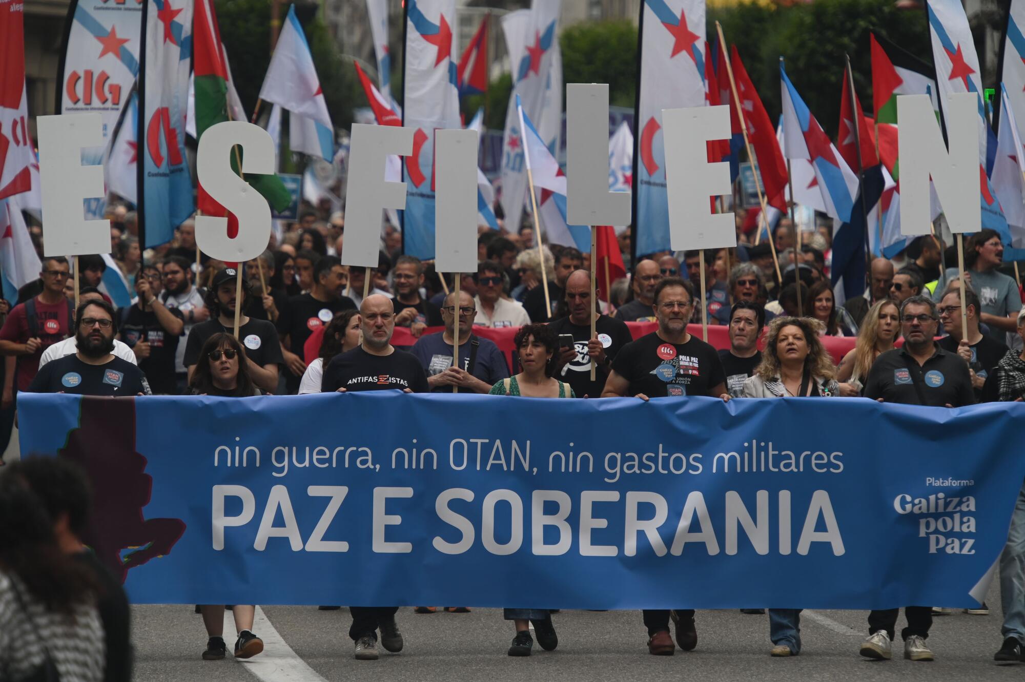 Manifestación Fuerzas Armadas - Vigo 30/05/2026 - 21