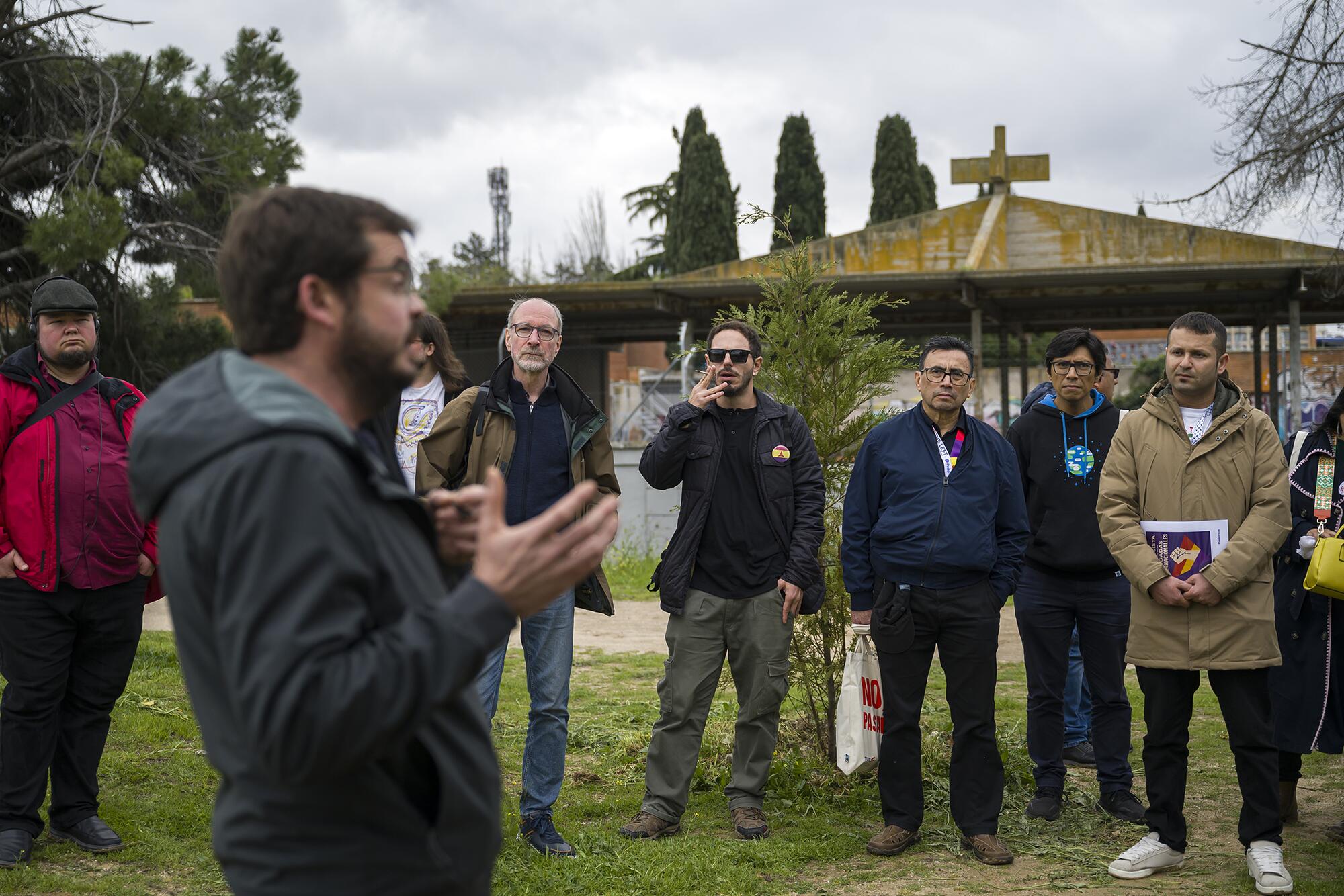 Brigas Internacionales Left - 8